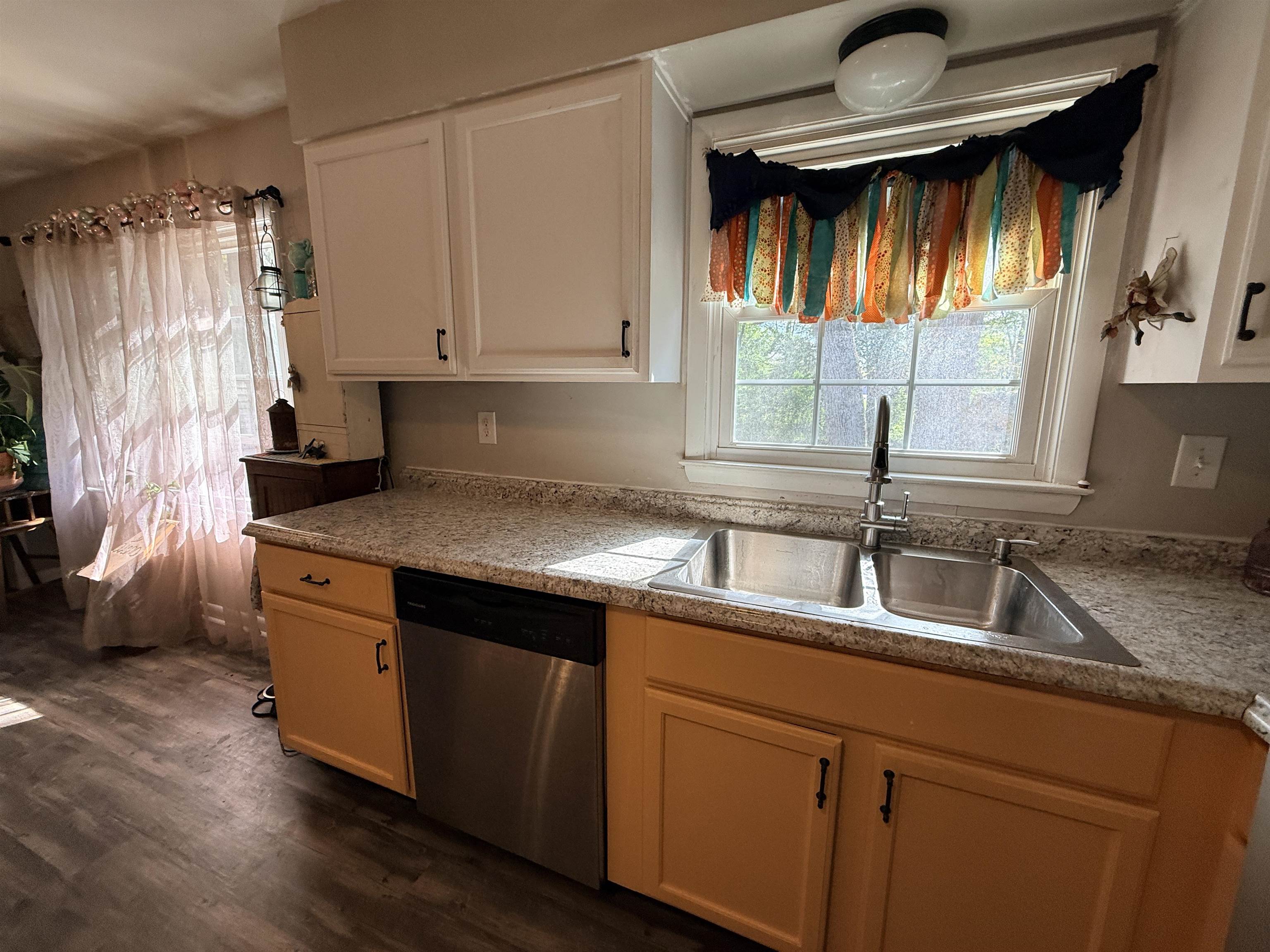 45 MERCER CIR, GROTTOES, Virginia 24441, 3 Bedrooms Bedrooms, ,1 BathroomBathrooms,Residential,45 MERCER CIR,676099 MLS # 676099