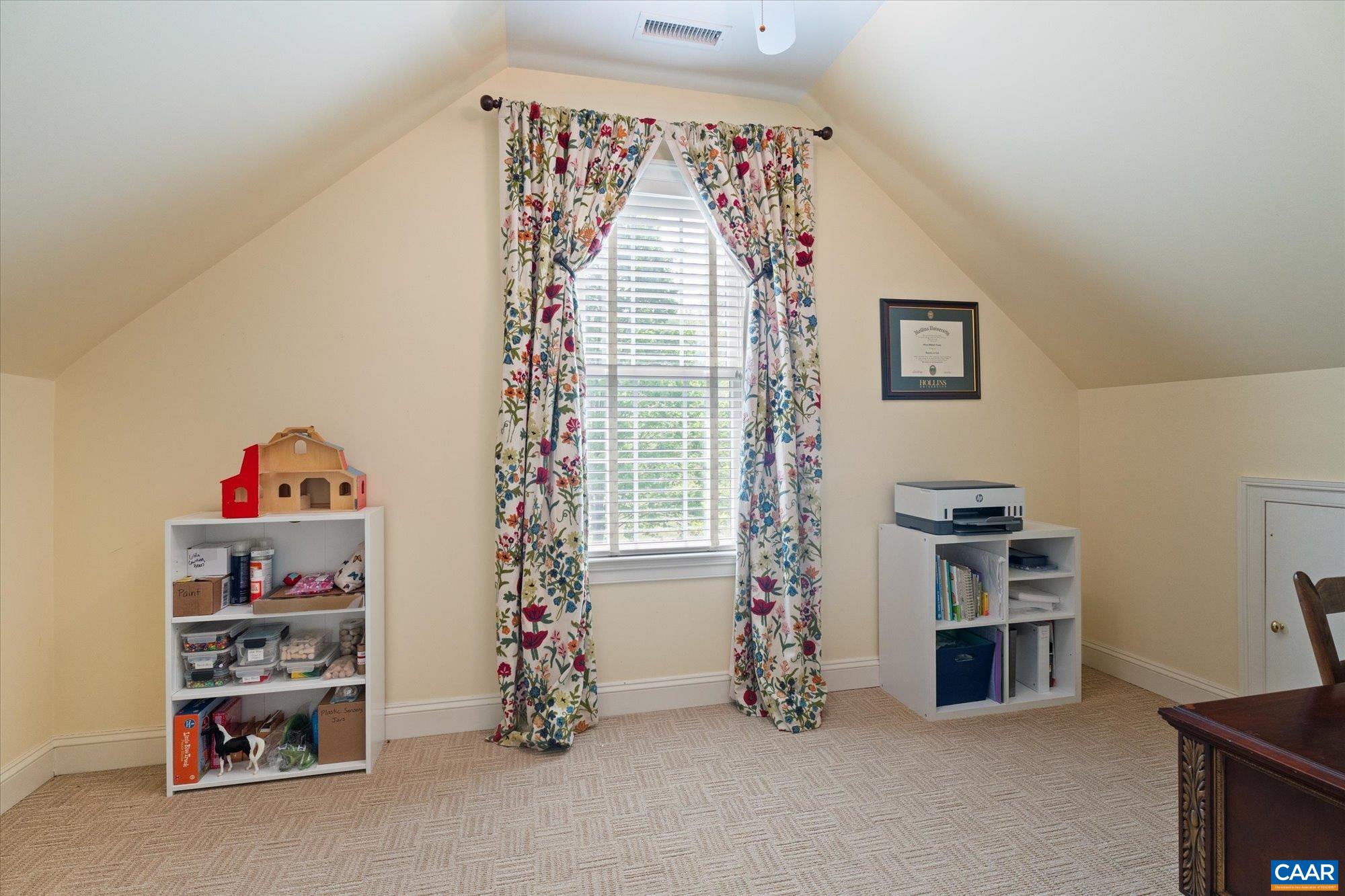 515 ROCKS FARM DR, CHARLOTTESVILLE, Virginia 22903, 5 Bedrooms Bedrooms, ,4 BathroomsBathrooms,Residential,515 ROCKS FARM DR,676101 MLS # 676101