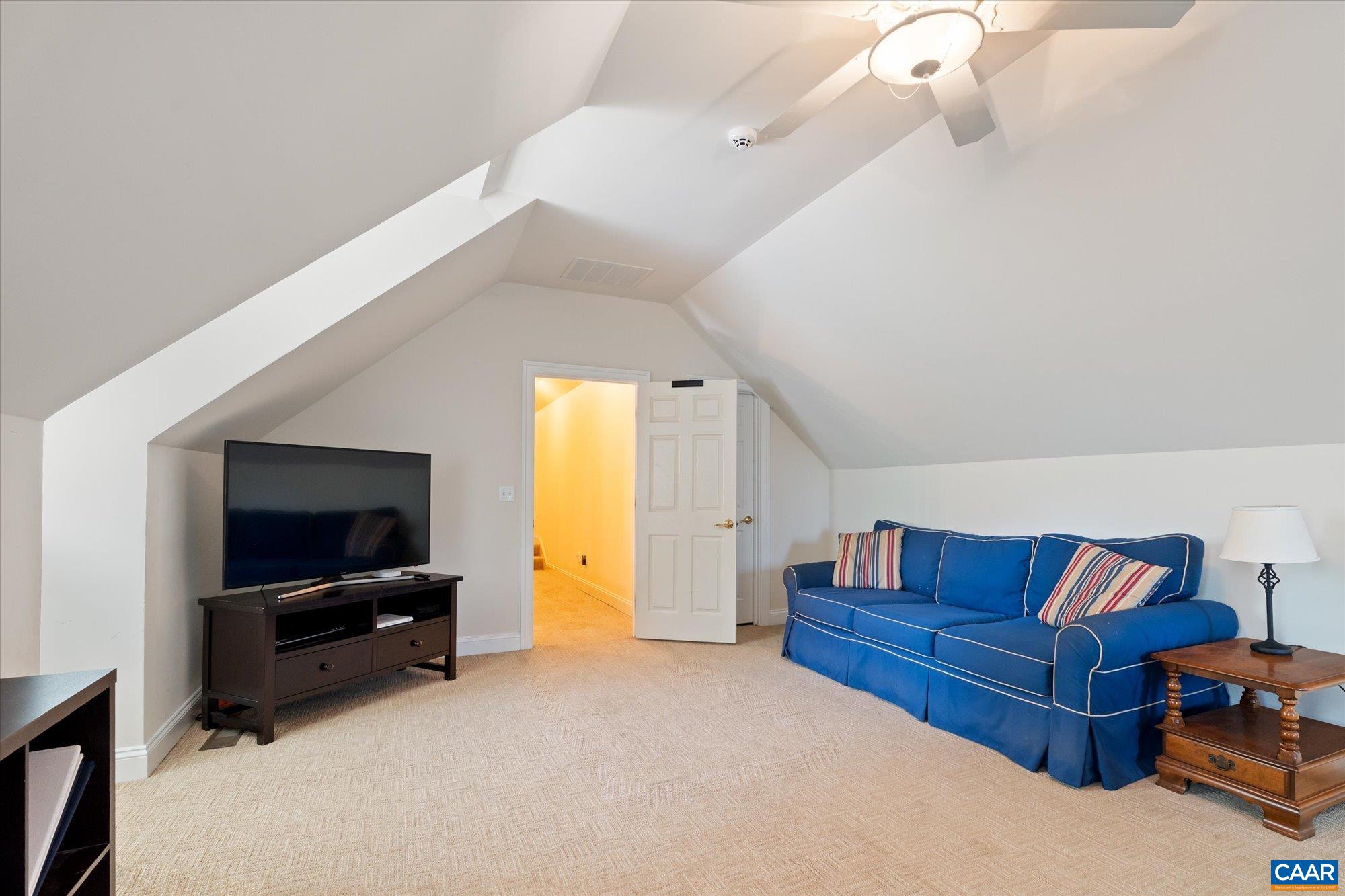 515 ROCKS FARM DR, CHARLOTTESVILLE, Virginia 22903, 5 Bedrooms Bedrooms, ,4 BathroomsBathrooms,Residential,515 ROCKS FARM DR,676101 MLS # 676101