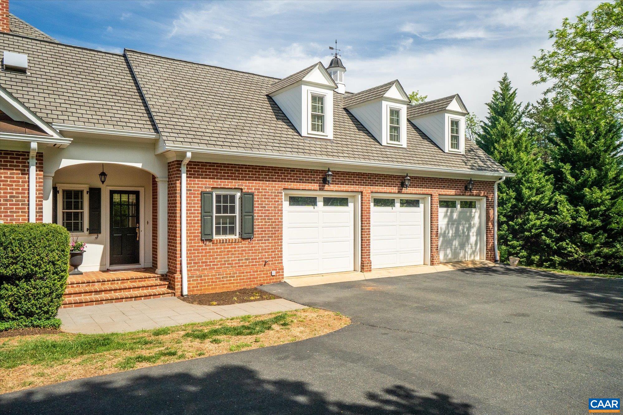 515 ROCKS FARM DR, CHARLOTTESVILLE, Virginia 22903, 5 Bedrooms Bedrooms, ,4 BathroomsBathrooms,Residential,515 ROCKS FARM DR,676101 MLS # 676101