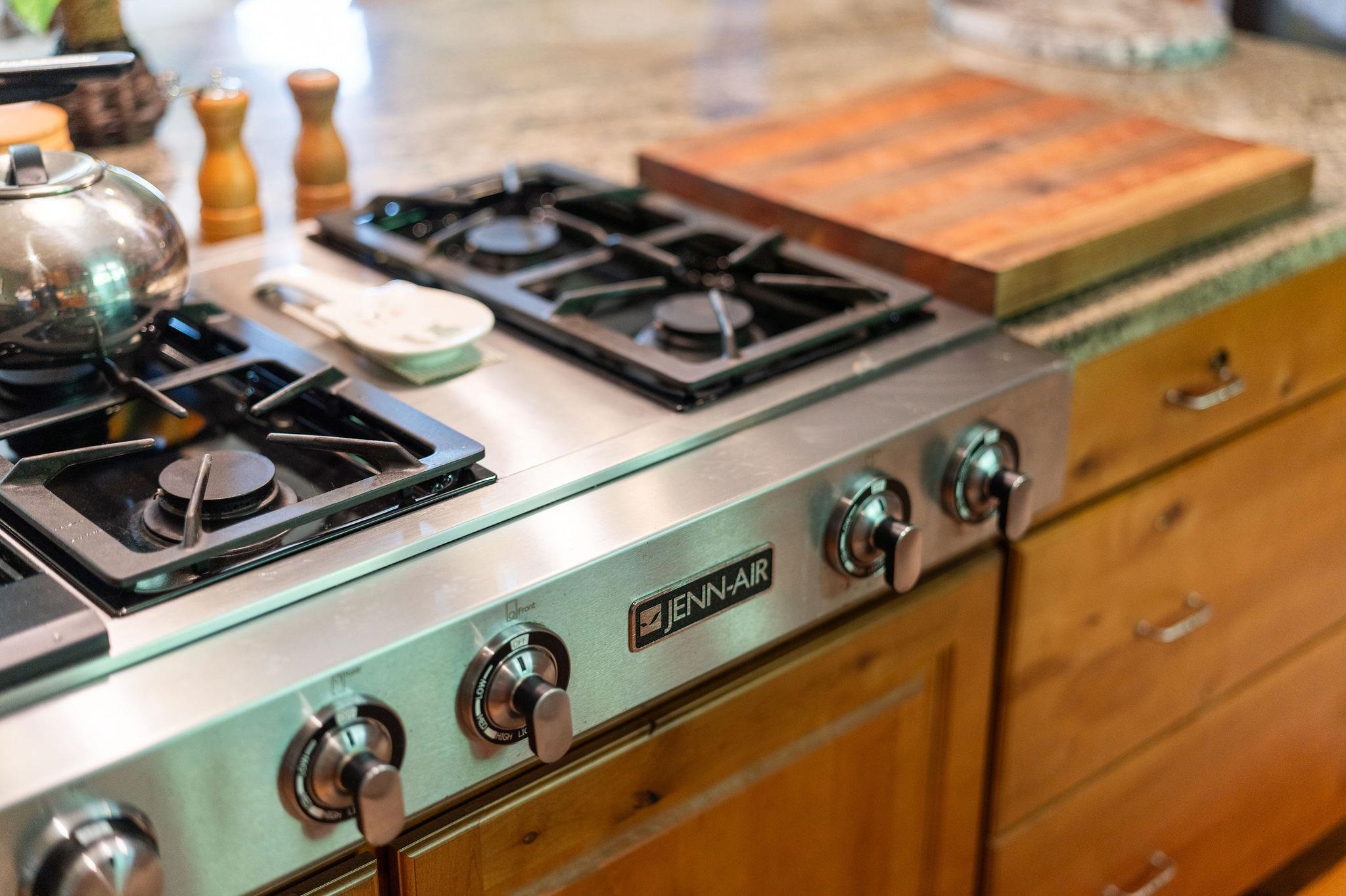 150 FAIRFIELD ESTATES DR, RAPHINE, Virginia 24472, 4 Bedrooms Bedrooms, ,3 BathroomsBathrooms,Residential,Cracker Barrell House!,150 FAIRFIELD ESTATES DR,676105 MLS # 676105