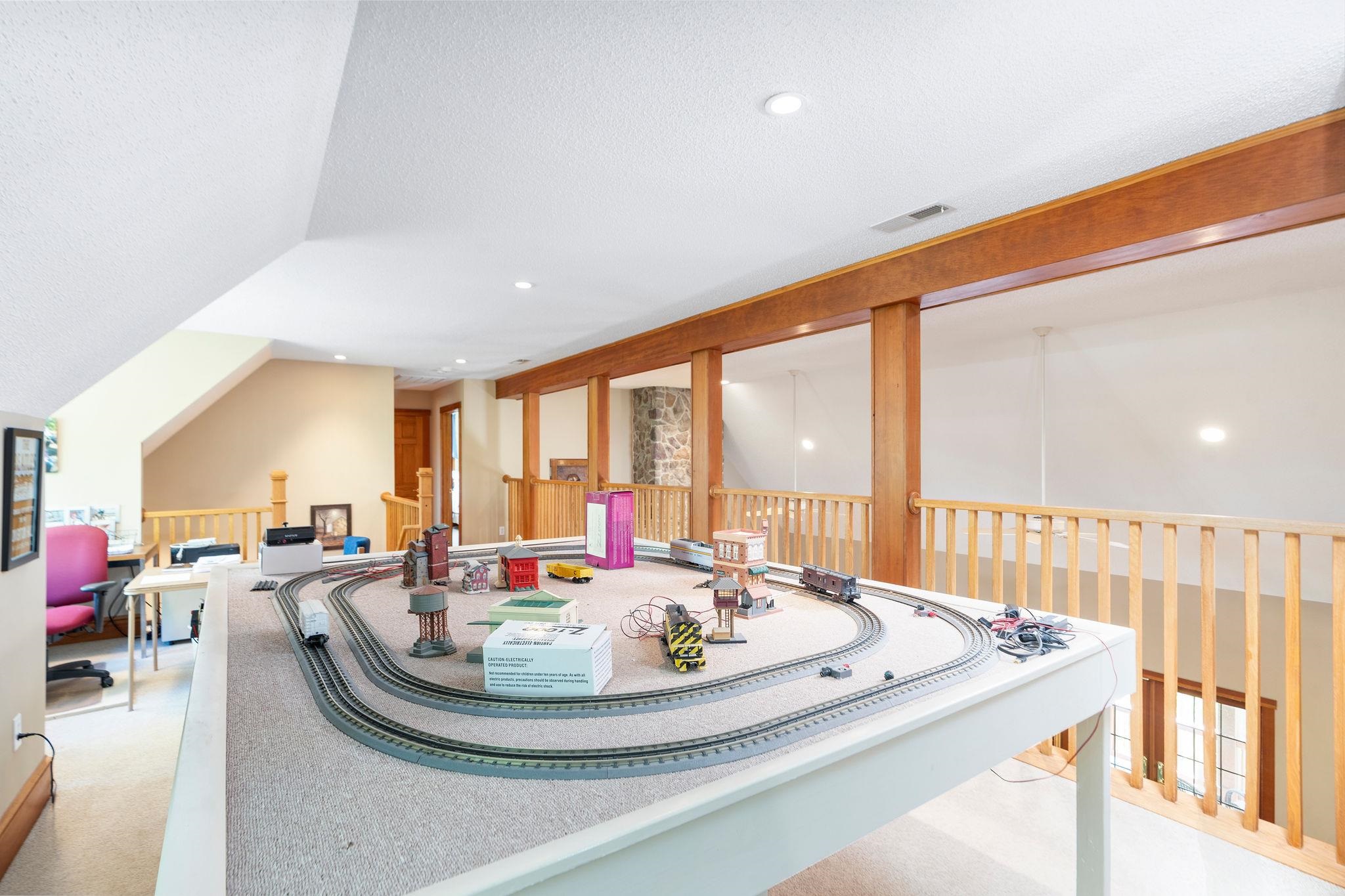 150 FAIRFIELD ESTATES DR, RAPHINE, Virginia 24472, 4 Bedrooms Bedrooms, ,3 BathroomsBathrooms,Residential,Cracker Barrell House!,150 FAIRFIELD ESTATES DR,676105 MLS # 676105