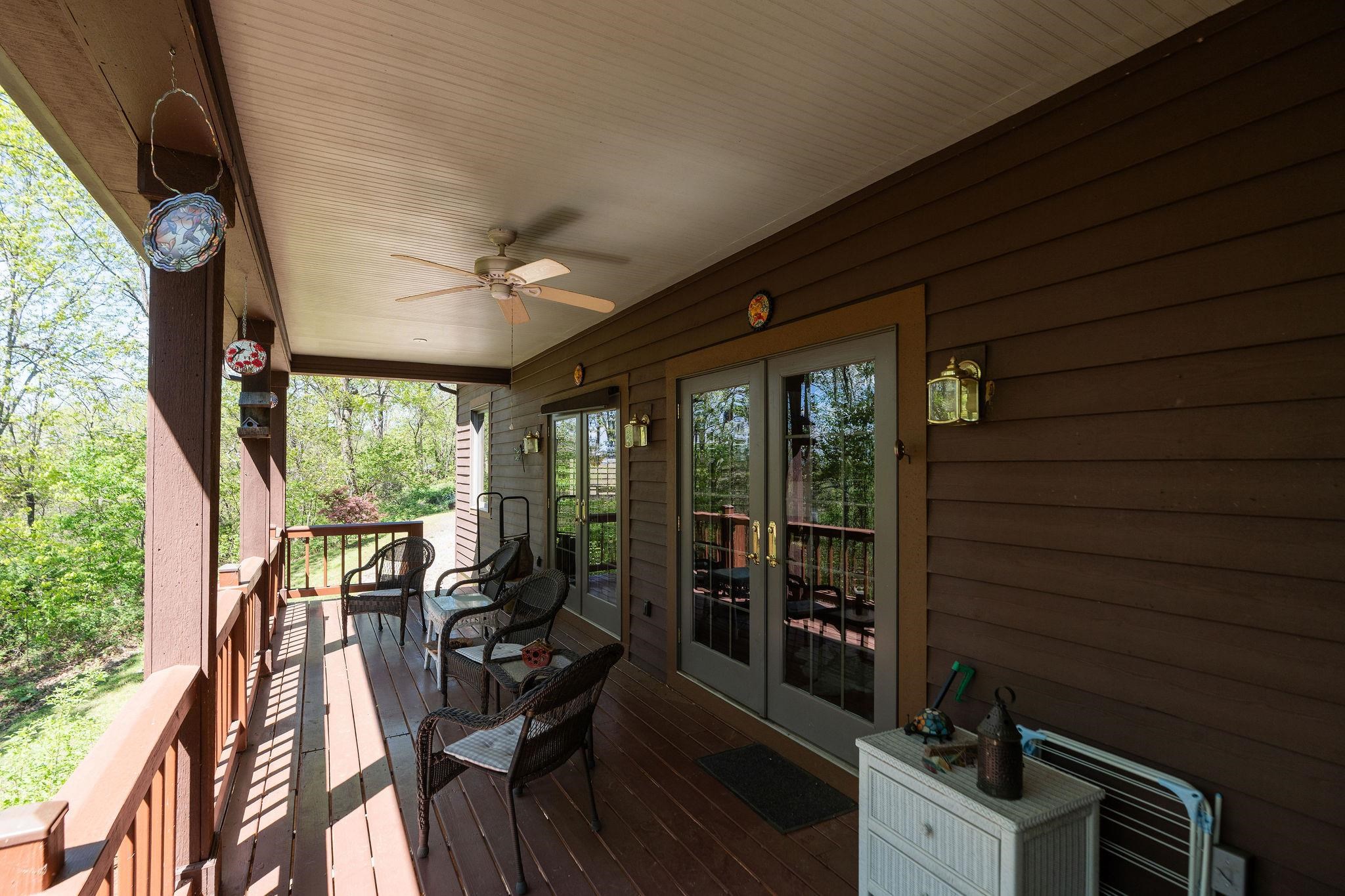 150 FAIRFIELD ESTATES DR, RAPHINE, Virginia 24472, 4 Bedrooms Bedrooms, ,3 BathroomsBathrooms,Residential,Cracker Barrell House!,150 FAIRFIELD ESTATES DR,676105 MLS # 676105