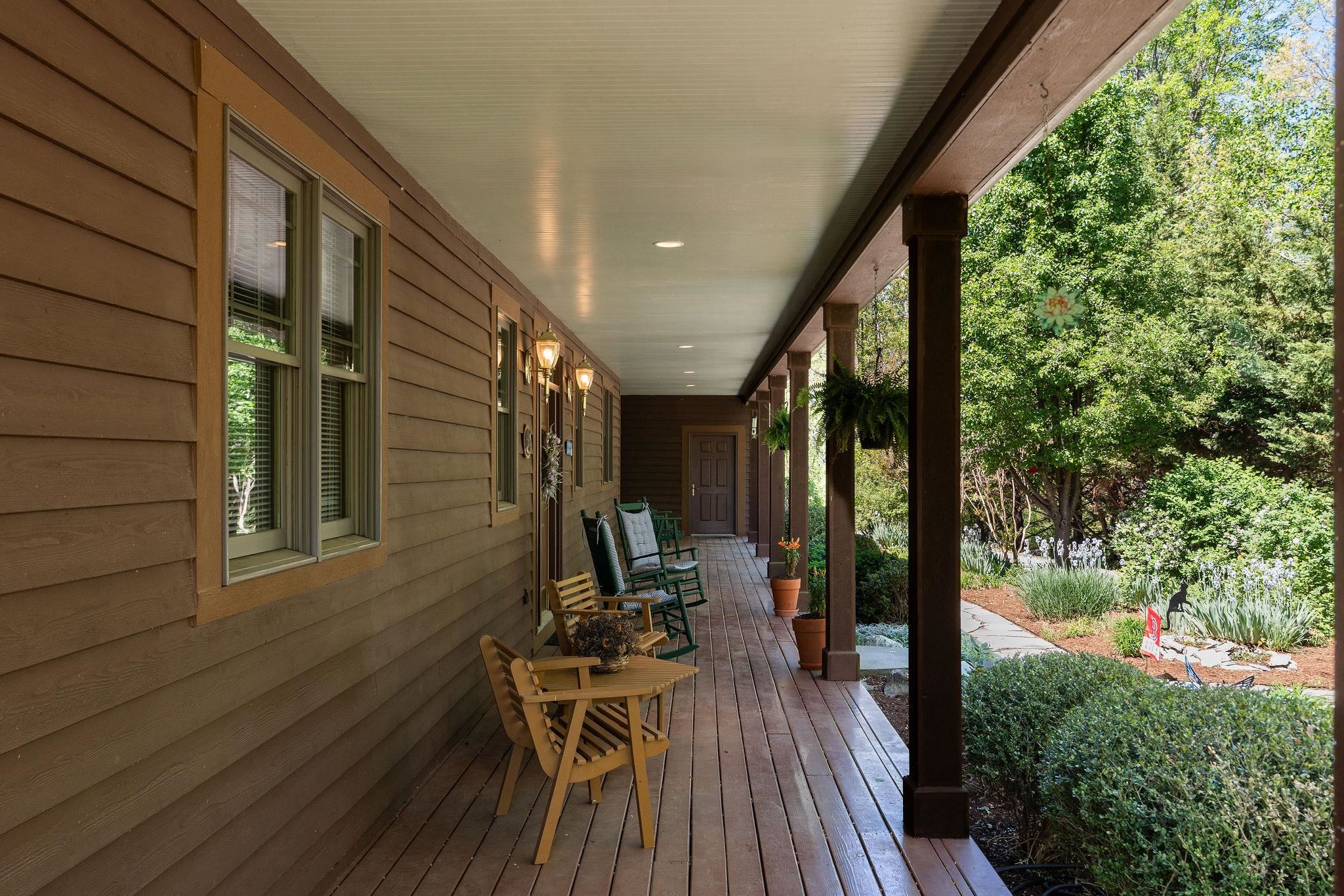 150 FAIRFIELD ESTATES DR, RAPHINE, Virginia 24472, 4 Bedrooms Bedrooms, ,3 BathroomsBathrooms,Residential,Cracker Barrell House!,150 FAIRFIELD ESTATES DR,676105 MLS # 676105