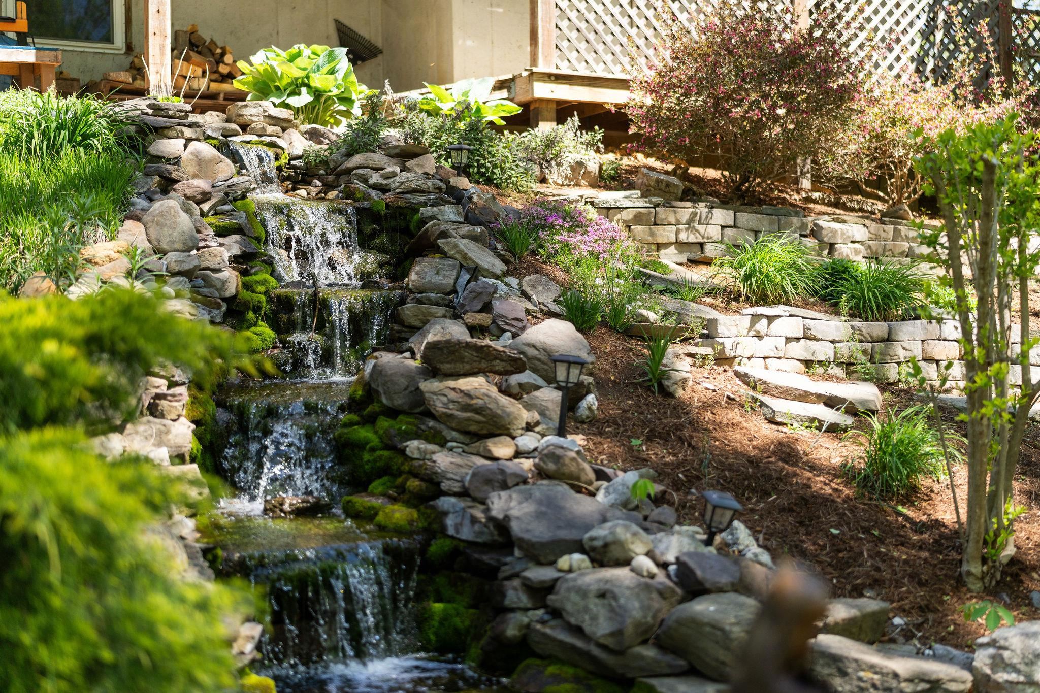 150 FAIRFIELD ESTATES DR, RAPHINE, Virginia 24472, 4 Bedrooms Bedrooms, ,3 BathroomsBathrooms,Residential,Cracker Barrell House!,150 FAIRFIELD ESTATES DR,676105 MLS # 676105