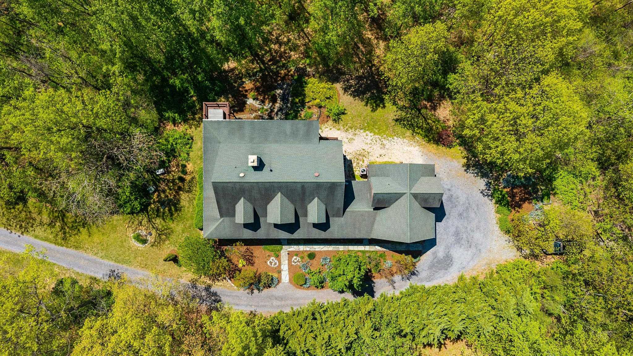 150 FAIRFIELD ESTATES DR, RAPHINE, Virginia 24472, 4 Bedrooms Bedrooms, ,3 BathroomsBathrooms,Residential,Cracker Barrell House!,150 FAIRFIELD ESTATES DR,676105 MLS # 676105