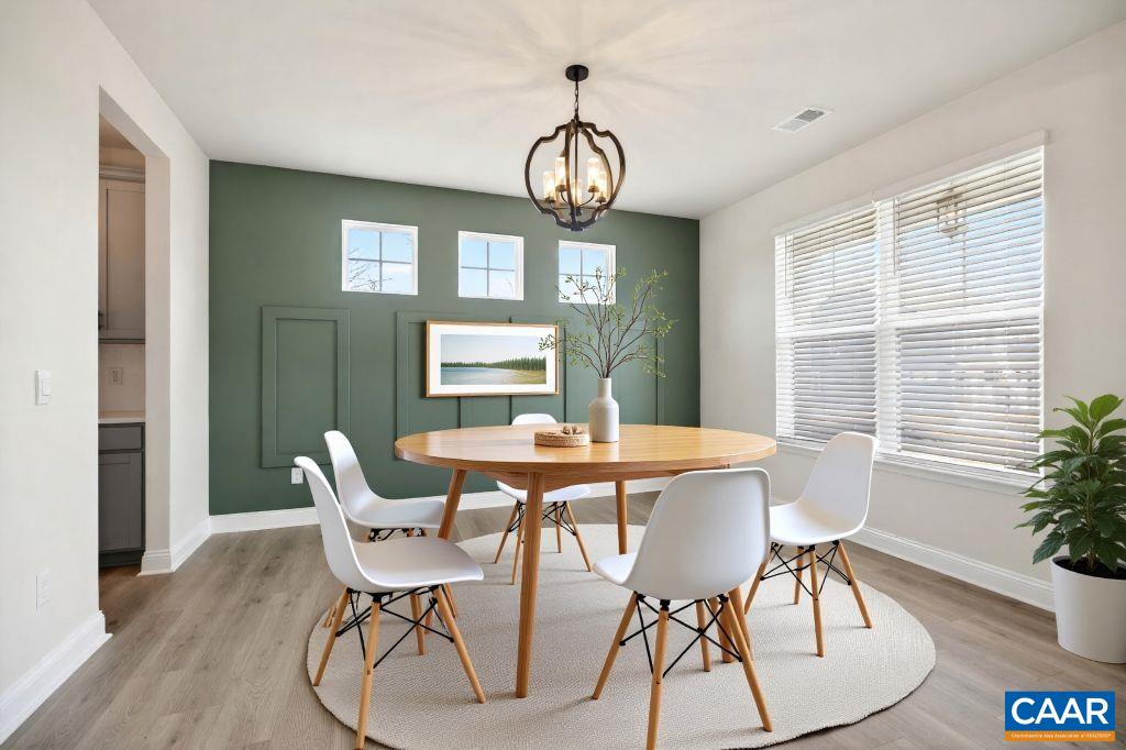 20 AVONWOODS CT, STAUNTON, Virginia 24401, 4 Bedrooms Bedrooms, ,3 BathroomsBathrooms,Residential,20 AVONWOODS CT,676107 MLS # 676107