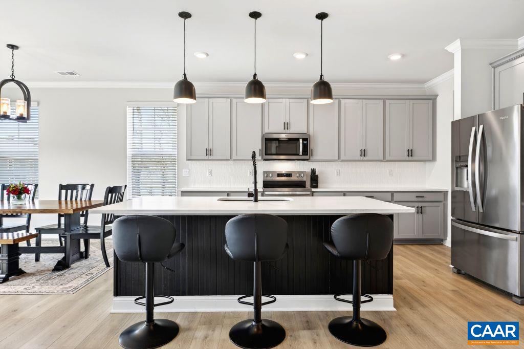 20 AVONWOODS CT, STAUNTON, Virginia 24401, 4 Bedrooms Bedrooms, ,3 BathroomsBathrooms,Residential,20 AVONWOODS CT,676107 MLS # 676107