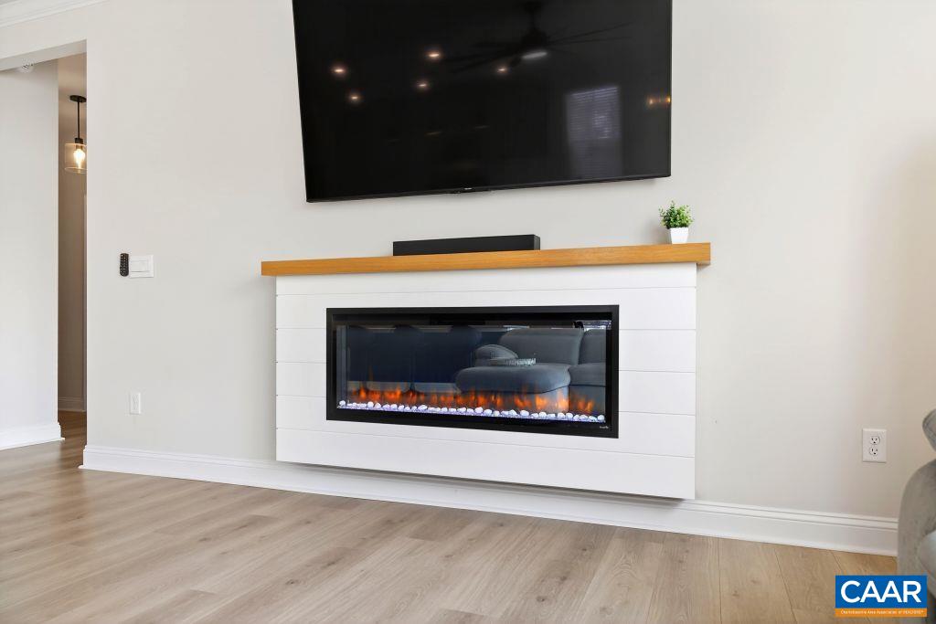 20 AVONWOODS CT, STAUNTON, Virginia 24401, 4 Bedrooms Bedrooms, ,3 BathroomsBathrooms,Residential,20 AVONWOODS CT,676107 MLS # 676107