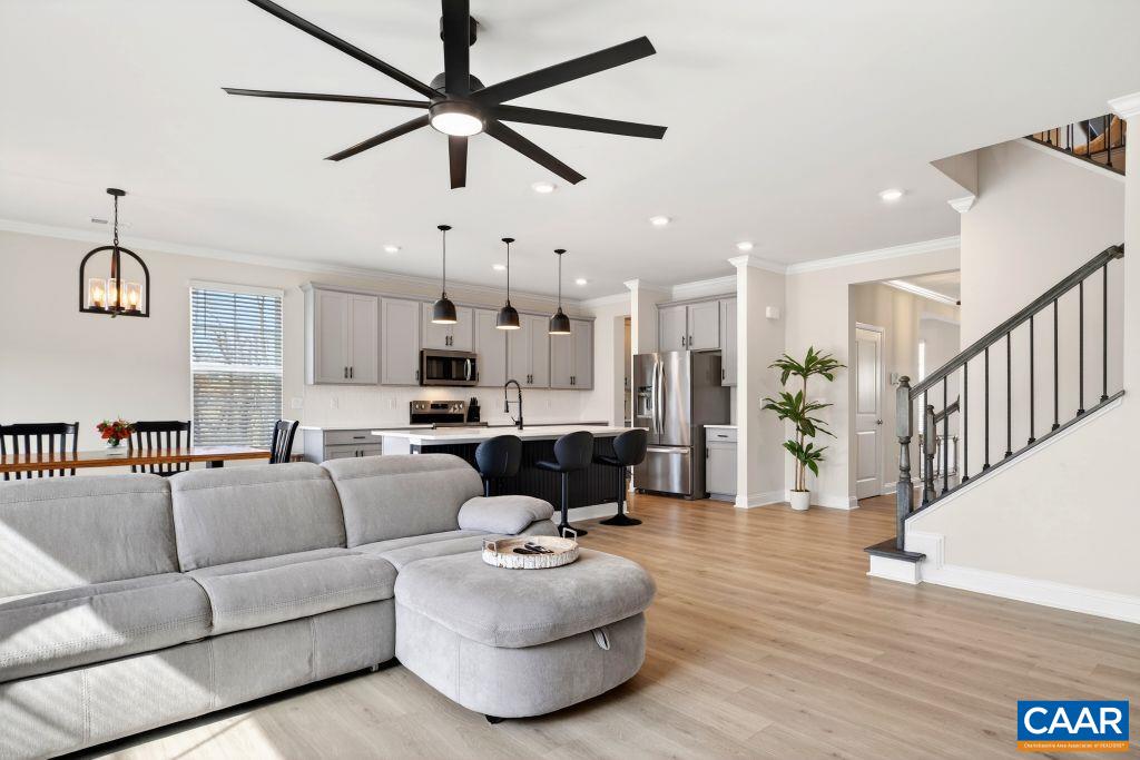 20 AVONWOODS CT, STAUNTON, Virginia 24401, 4 Bedrooms Bedrooms, ,3 BathroomsBathrooms,Residential,20 AVONWOODS CT,676107 MLS # 676107