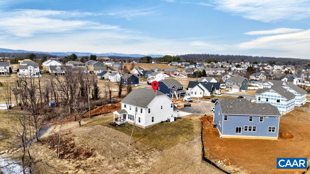 20 AVONWOODS CT, STAUNTON, Virginia 24401, 4 Bedrooms Bedrooms, ,3 BathroomsBathrooms,Residential,20 AVONWOODS CT,676107 MLS # 676107