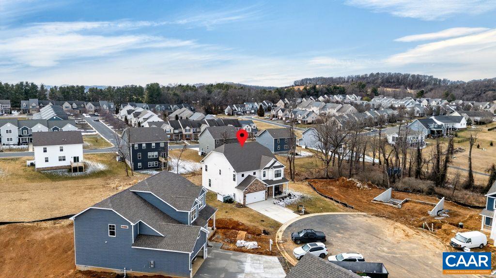 20 AVONWOODS CT, STAUNTON, Virginia 24401, 4 Bedrooms Bedrooms, ,3 BathroomsBathrooms,Residential,20 AVONWOODS CT,676107 MLS # 676107