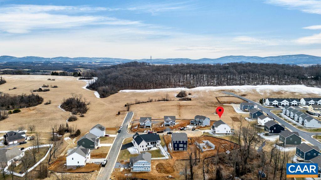 20 AVONWOODS CT, STAUNTON, Virginia 24401, 4 Bedrooms Bedrooms, ,3 BathroomsBathrooms,Residential,20 AVONWOODS CT,676107 MLS # 676107