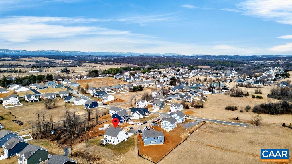 20 AVONWOODS CT, STAUNTON, Virginia 24401, 4 Bedrooms Bedrooms, ,3 BathroomsBathrooms,Residential,20 AVONWOODS CT,676107 MLS # 676107