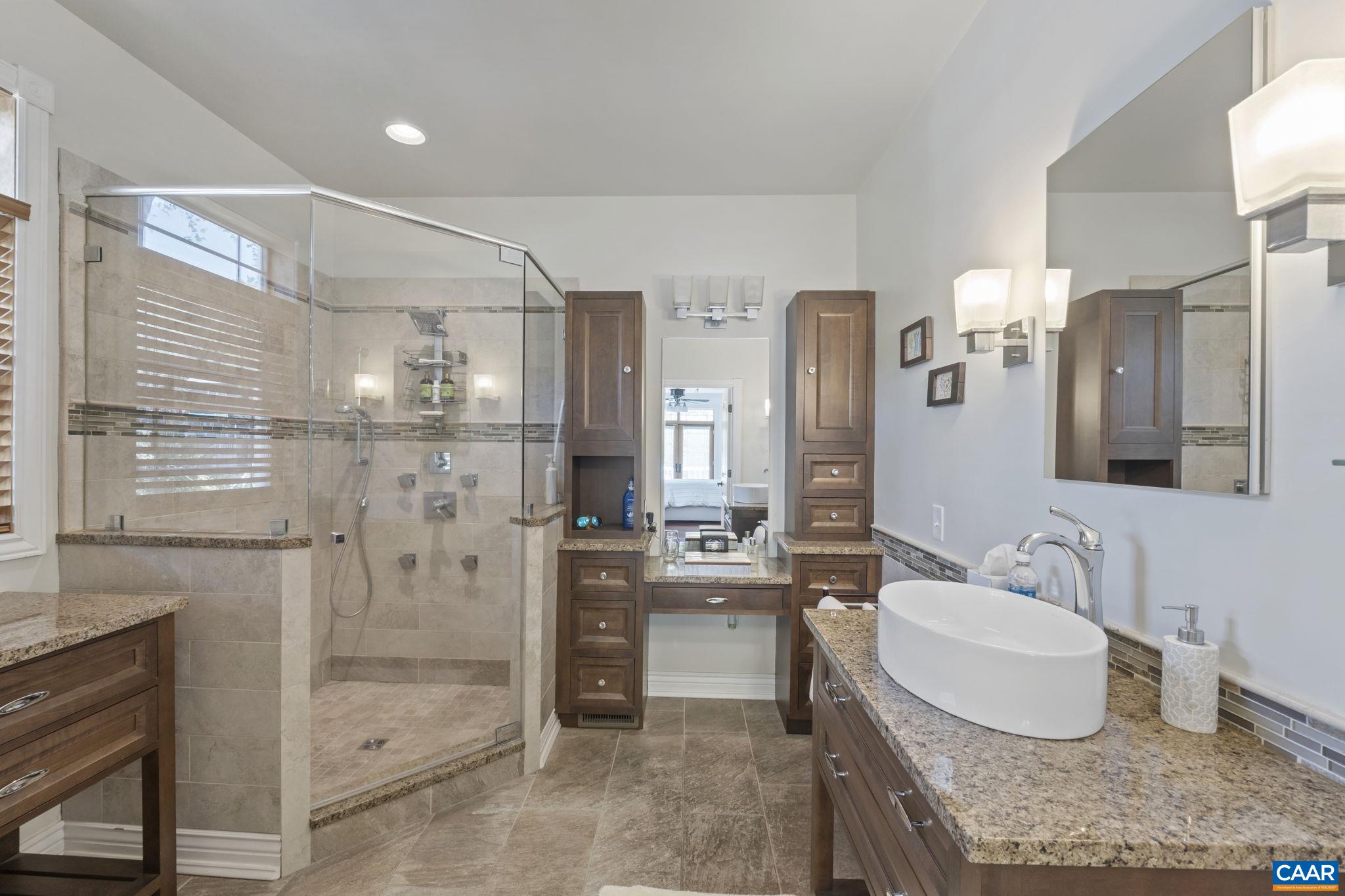 7 BOLLING CIR, PALMYRA, Virginia 22963, 5 Bedrooms Bedrooms, ,4 BathroomsBathrooms,Residential,7 BOLLING CIR,676110 MLS # 676110