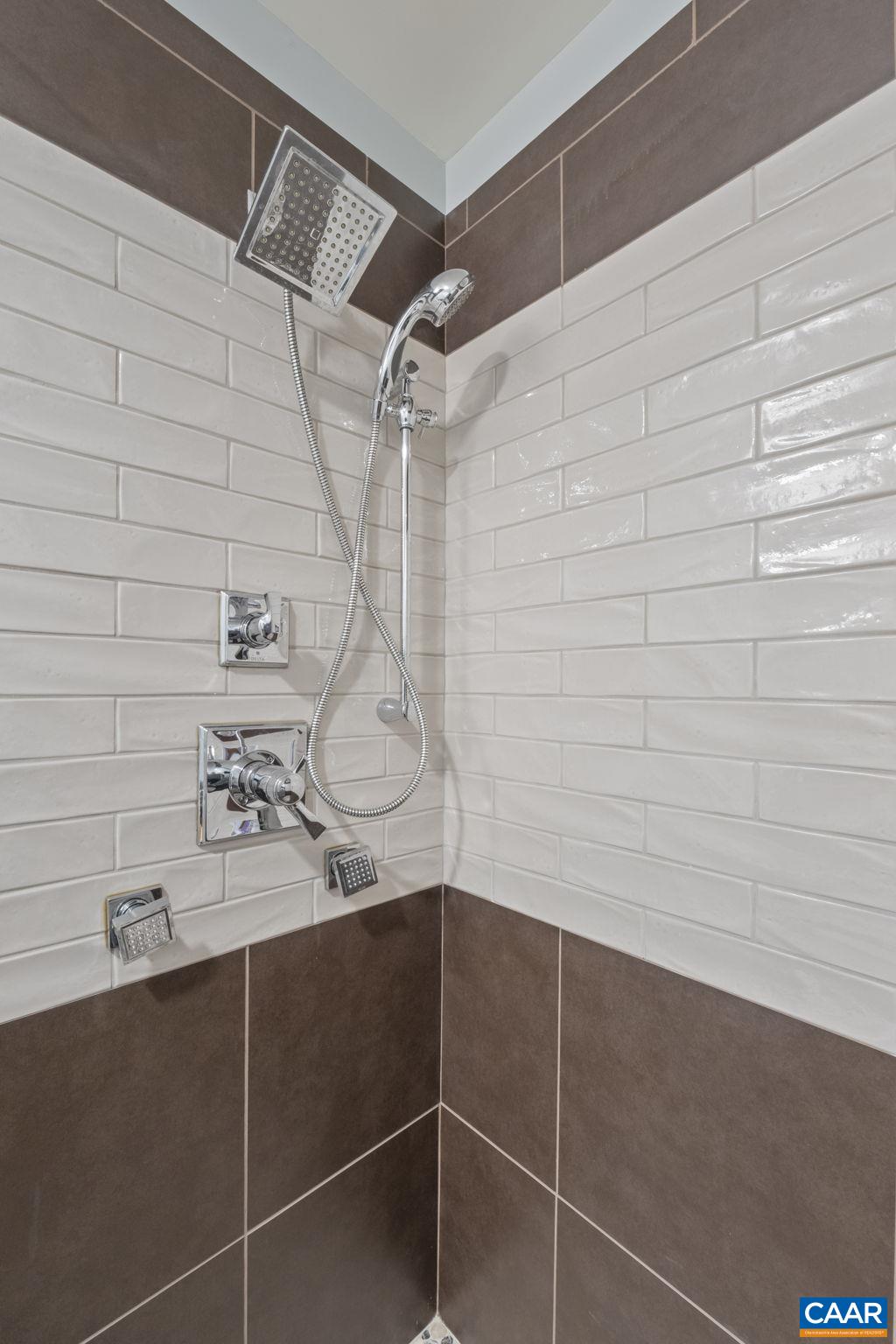 7 BOLLING CIR, PALMYRA, Virginia 22963, 5 Bedrooms Bedrooms, ,4 BathroomsBathrooms,Residential,7 BOLLING CIR,676110 MLS # 676110