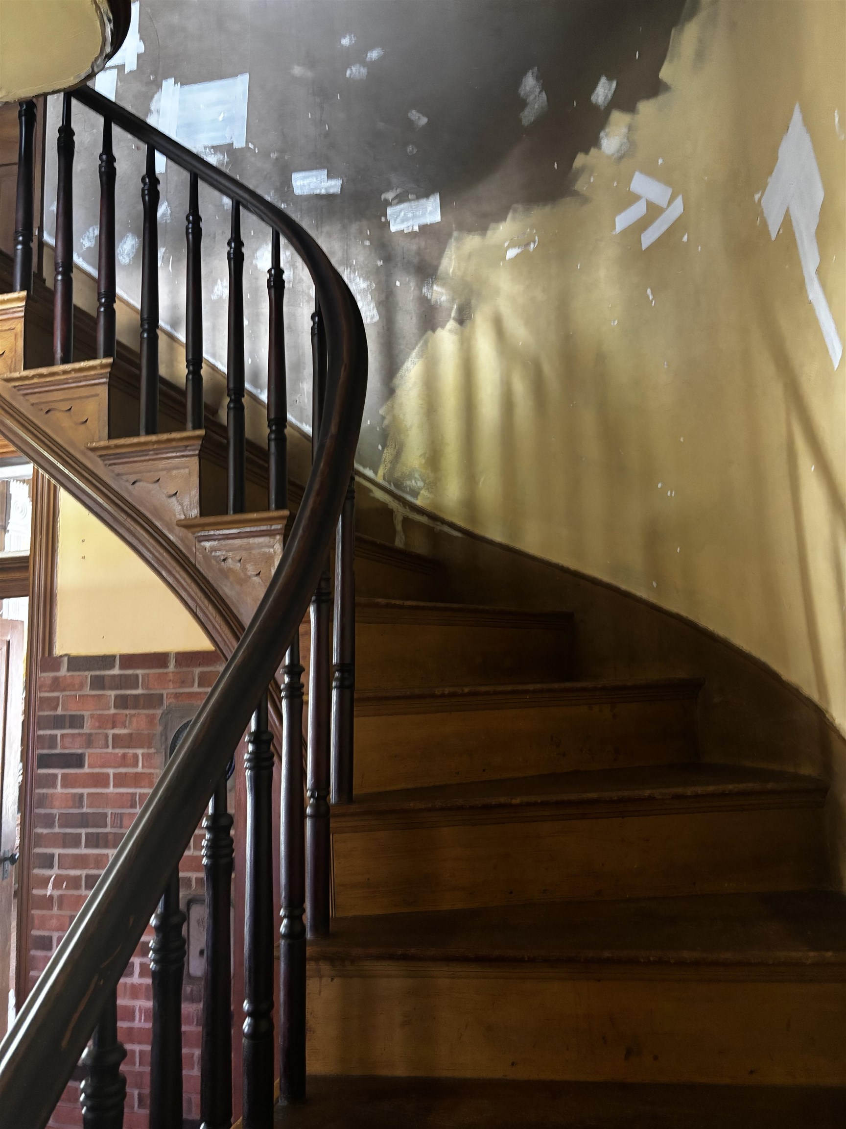 502 TANNEHILL ST, STAUNTON, Virginia 24401, 3 Bedrooms Bedrooms, ,1 BathroomBathrooms,Residential,502 TANNEHILL ST,676111 MLS # 676111