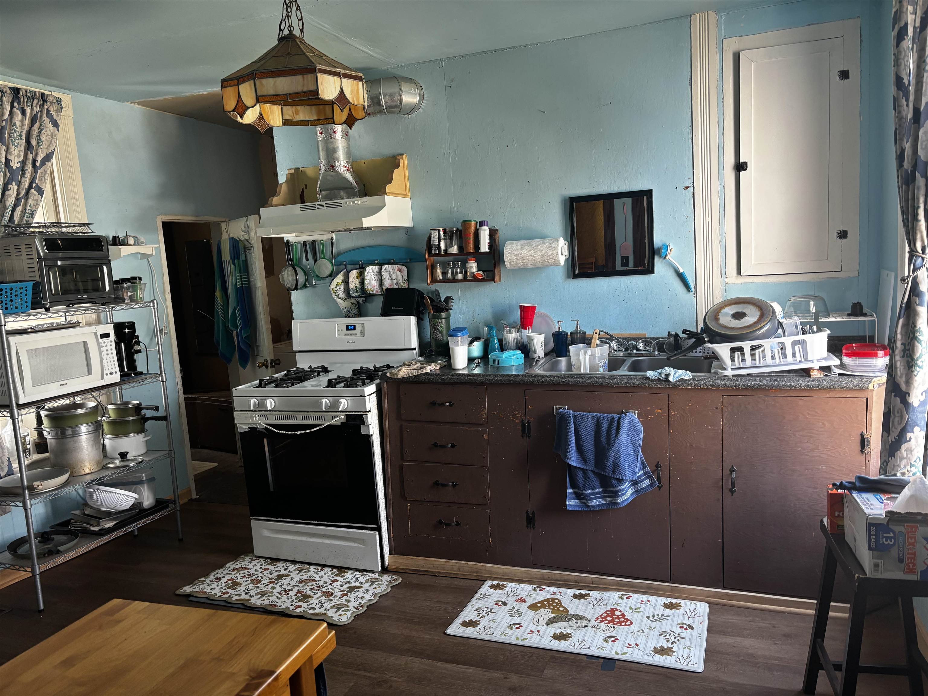 502 TANNEHILL ST, STAUNTON, Virginia 24401, 3 Bedrooms Bedrooms, ,1 BathroomBathrooms,Residential,502 TANNEHILL ST,676111 MLS # 676111