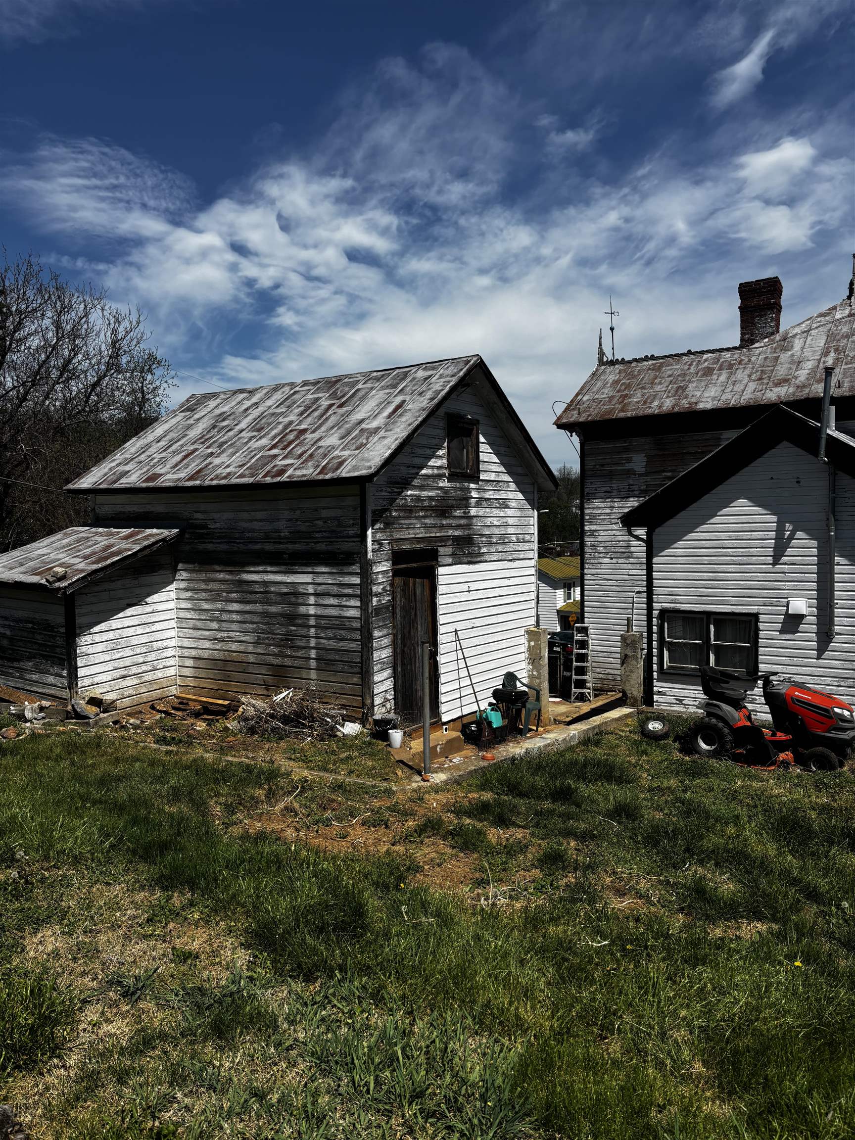 502 TANNEHILL ST, STAUNTON, Virginia 24401, 3 Bedrooms Bedrooms, ,1 BathroomBathrooms,Residential,502 TANNEHILL ST,676111 MLS # 676111