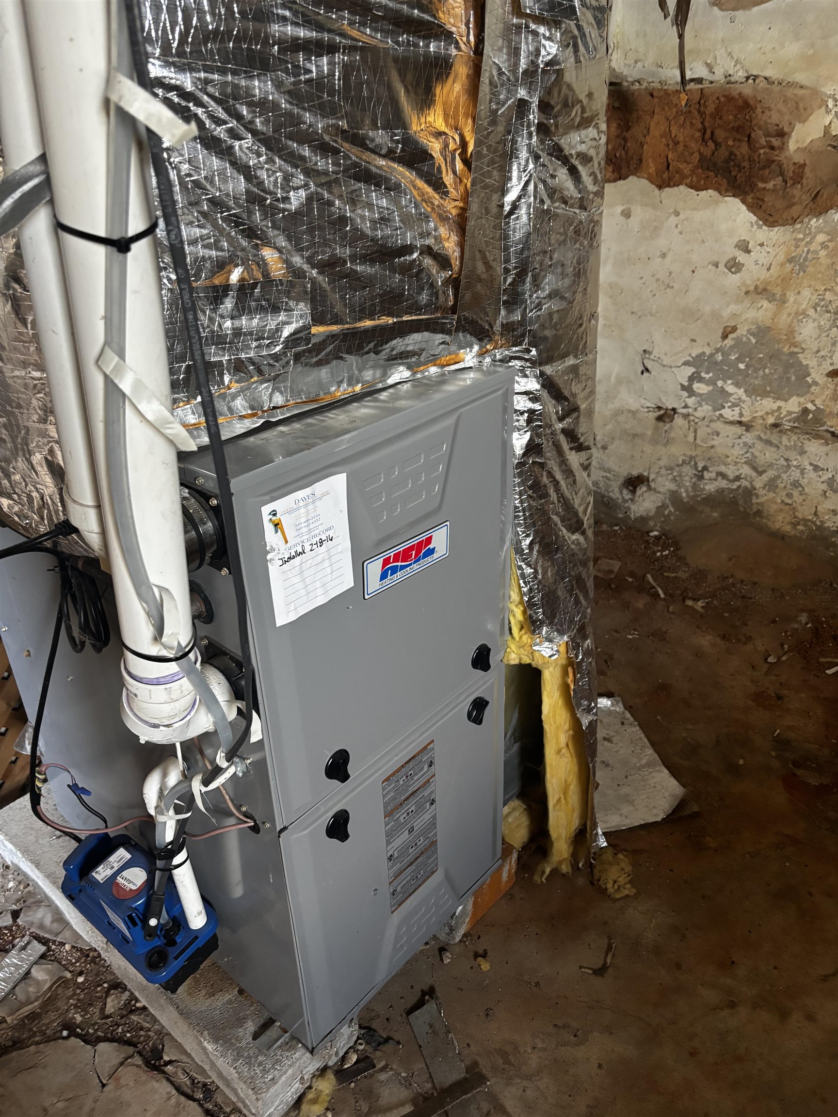 502 TANNEHILL ST, STAUNTON, Virginia 24401, 3 Bedrooms Bedrooms, ,1 BathroomBathrooms,Residential,502 TANNEHILL ST,676111 MLS # 676111