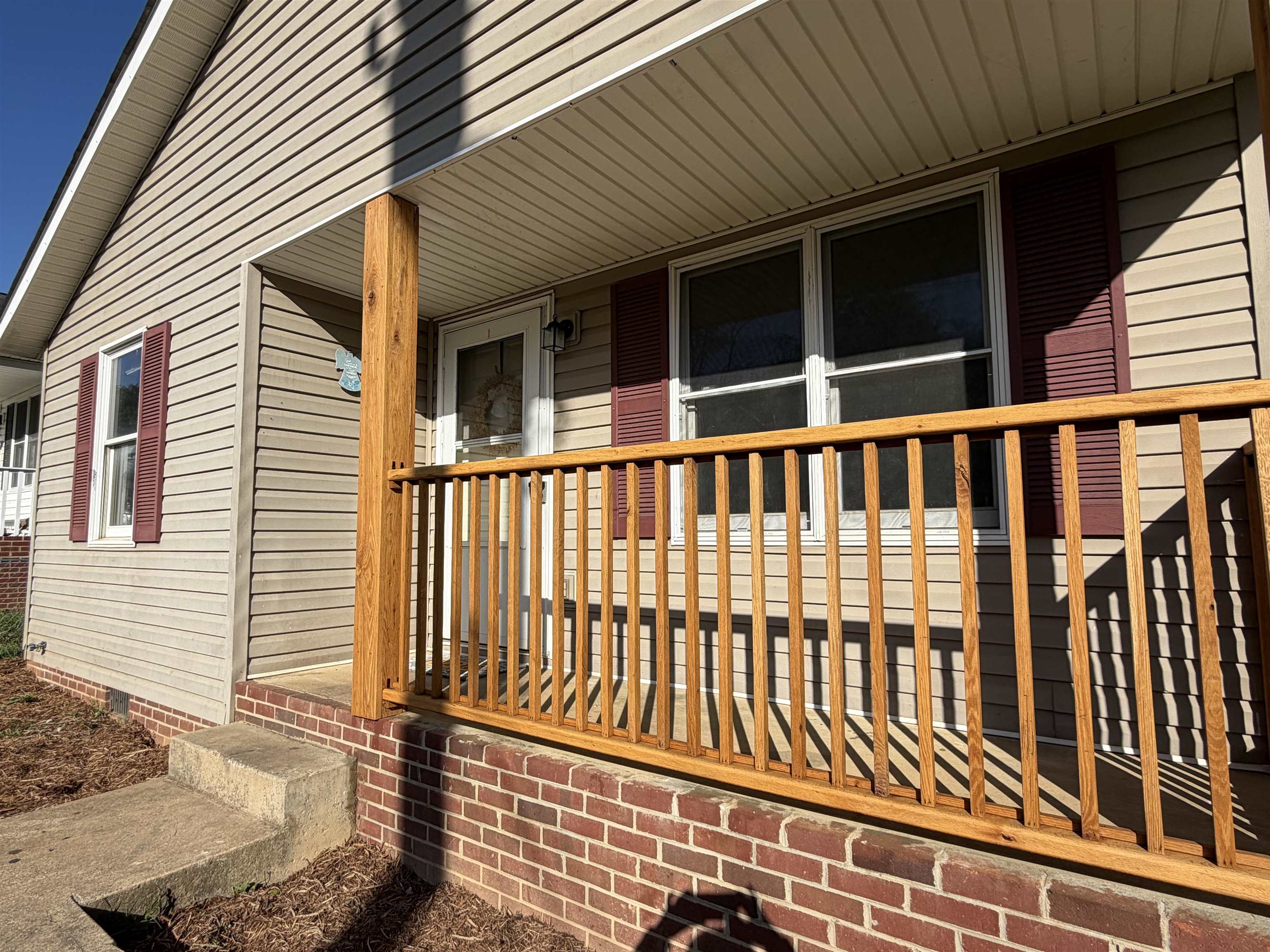 636 A ST, STAUNTON, Virginia 24401, 3 Bedrooms Bedrooms, ,2 BathroomsBathrooms,Residential,636 A ST,676113 MLS # 676113