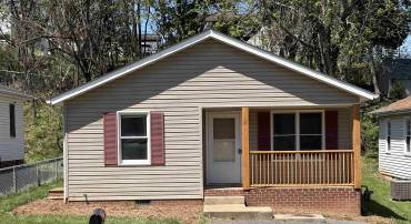 636 A ST, STAUNTON, Virginia 24401, 3 Bedrooms Bedrooms, ,2 BathroomsBathrooms,Residential,636 A ST,676113 MLS # 676113