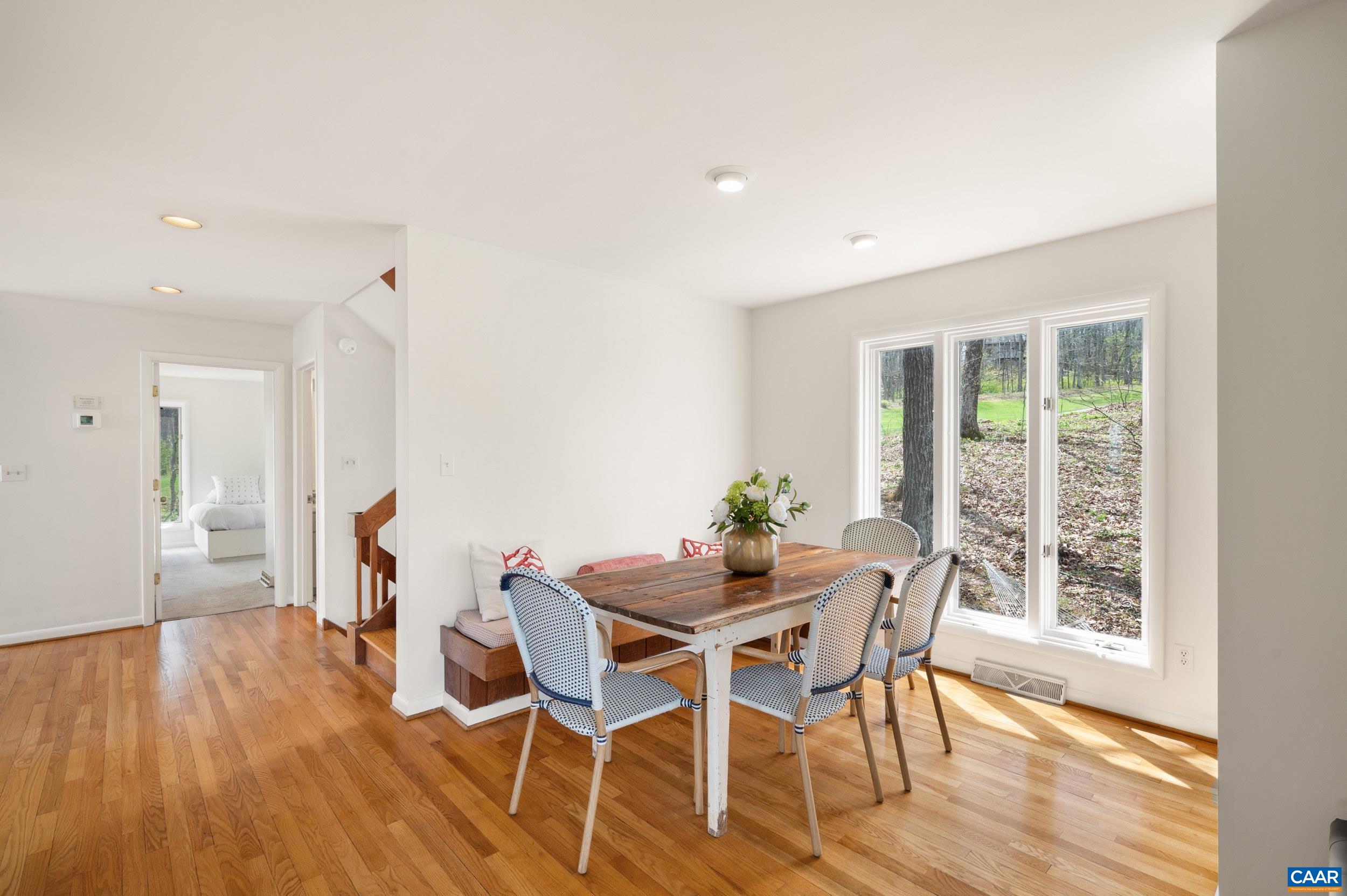 44 EAST CATOCTIN DR, WINTERGREEN RESORT, Virginia 22967, 4 Bedrooms Bedrooms, ,4 BathroomsBathrooms,Residential,11E-C-5,44 EAST CATOCTIN DR,676114 MLS # 676114