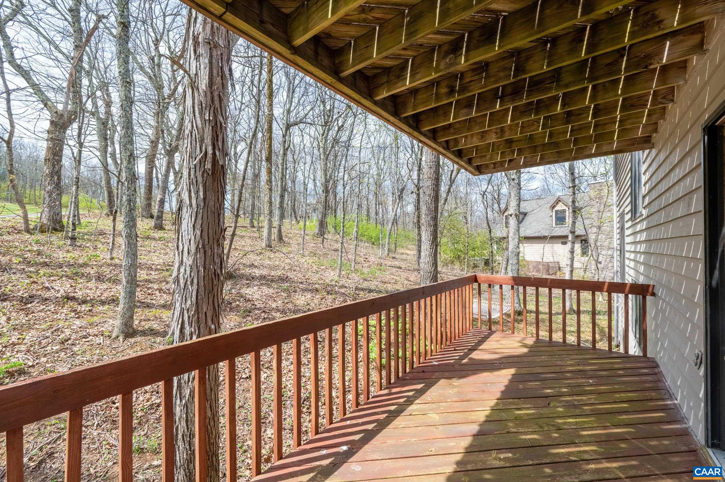 44 EAST CATOCTIN DR, WINTERGREEN RESORT, Virginia 22967, 4 Bedrooms Bedrooms, ,4 BathroomsBathrooms,Residential,11E-C-5,44 EAST CATOCTIN DR,676114 MLS # 676114