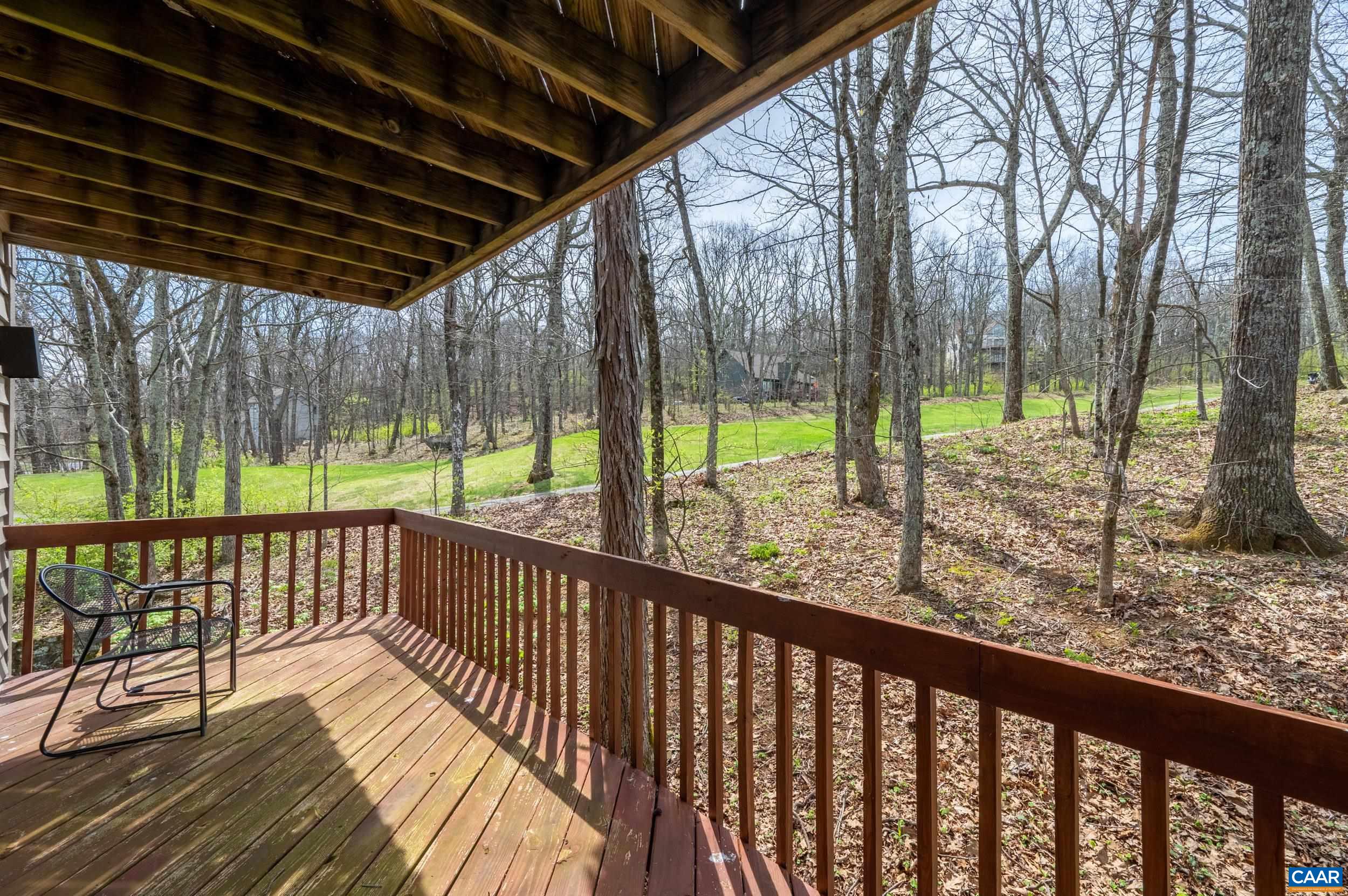 44 EAST CATOCTIN DR, WINTERGREEN RESORT, Virginia 22967, 4 Bedrooms Bedrooms, ,4 BathroomsBathrooms,Residential,11E-C-5,44 EAST CATOCTIN DR,676114 MLS # 676114