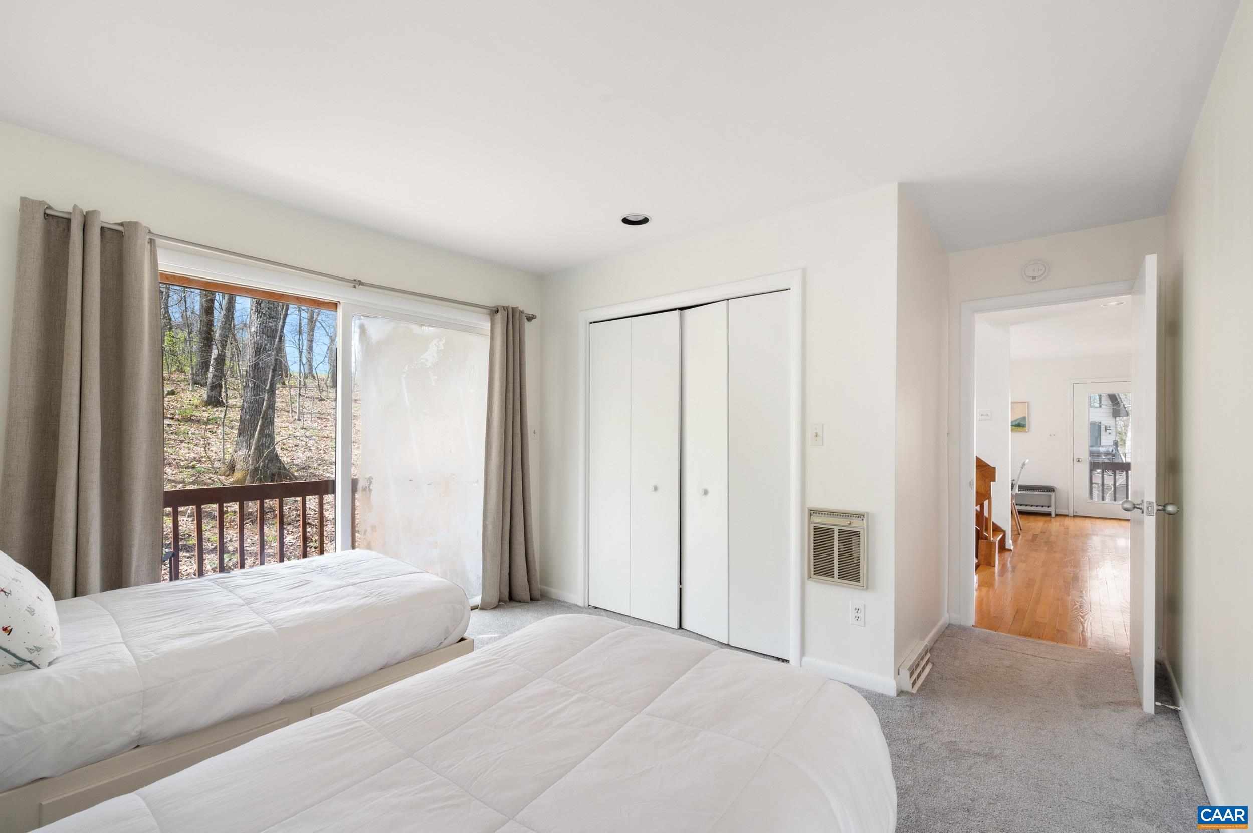 44 EAST CATOCTIN DR, WINTERGREEN RESORT, Virginia 22967, 4 Bedrooms Bedrooms, ,4 BathroomsBathrooms,Residential,11E-C-5,44 EAST CATOCTIN DR,676114 MLS # 676114