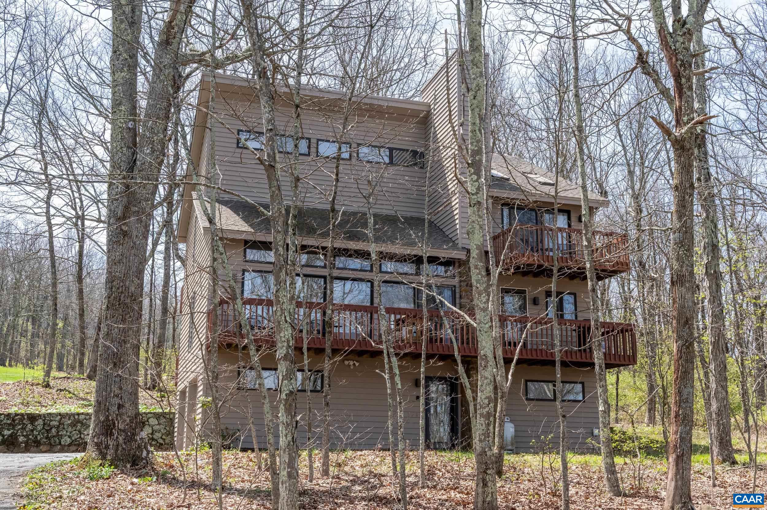 44 EAST CATOCTIN DR, WINTERGREEN RESORT, Virginia 22967, 4 Bedrooms Bedrooms, ,4 BathroomsBathrooms,Residential,11E-C-5,44 EAST CATOCTIN DR,676114 MLS # 676114