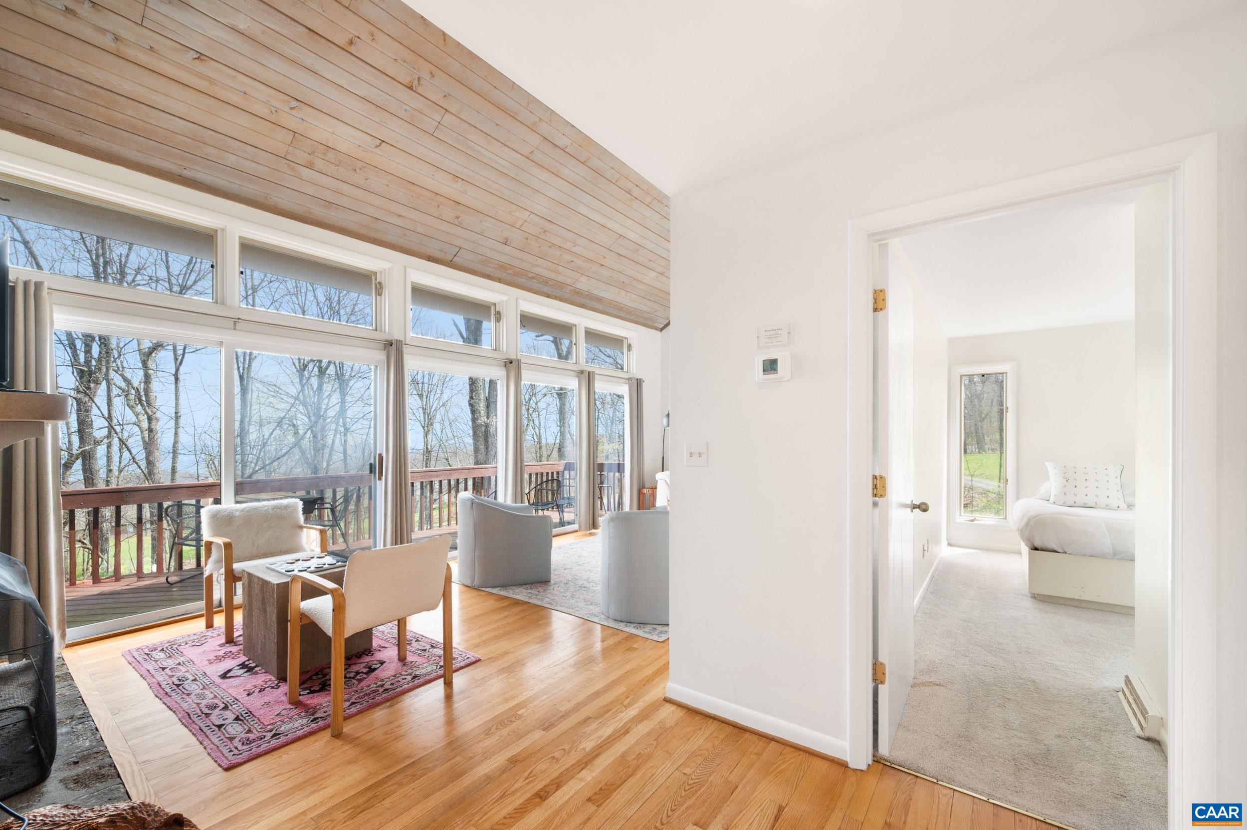 44 EAST CATOCTIN DR, WINTERGREEN RESORT, Virginia 22967, 4 Bedrooms Bedrooms, ,4 BathroomsBathrooms,Residential,11E-C-5,44 EAST CATOCTIN DR,676114 MLS # 676114