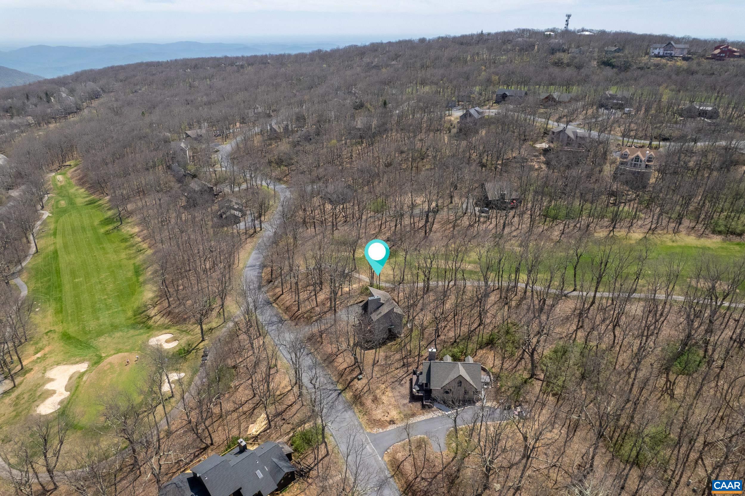 44 EAST CATOCTIN DR, WINTERGREEN RESORT, Virginia 22967, 4 Bedrooms Bedrooms, ,4 BathroomsBathrooms,Residential,11E-C-5,44 EAST CATOCTIN DR,676114 MLS # 676114