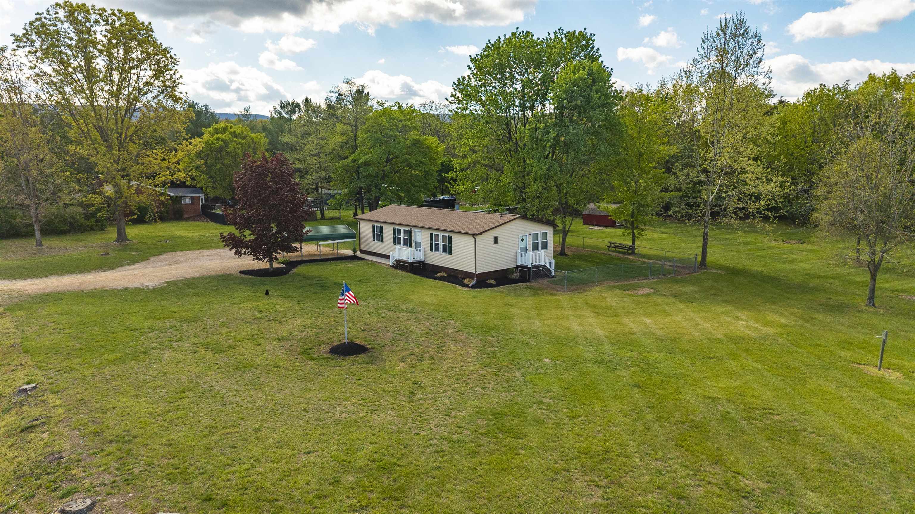 101 THOROFARE RD, WAYNESBORO, Virginia 22980, 3 Bedrooms Bedrooms, ,2 BathroomsBathrooms,Residential,101 THOROFARE RD,676122 MLS # 676122