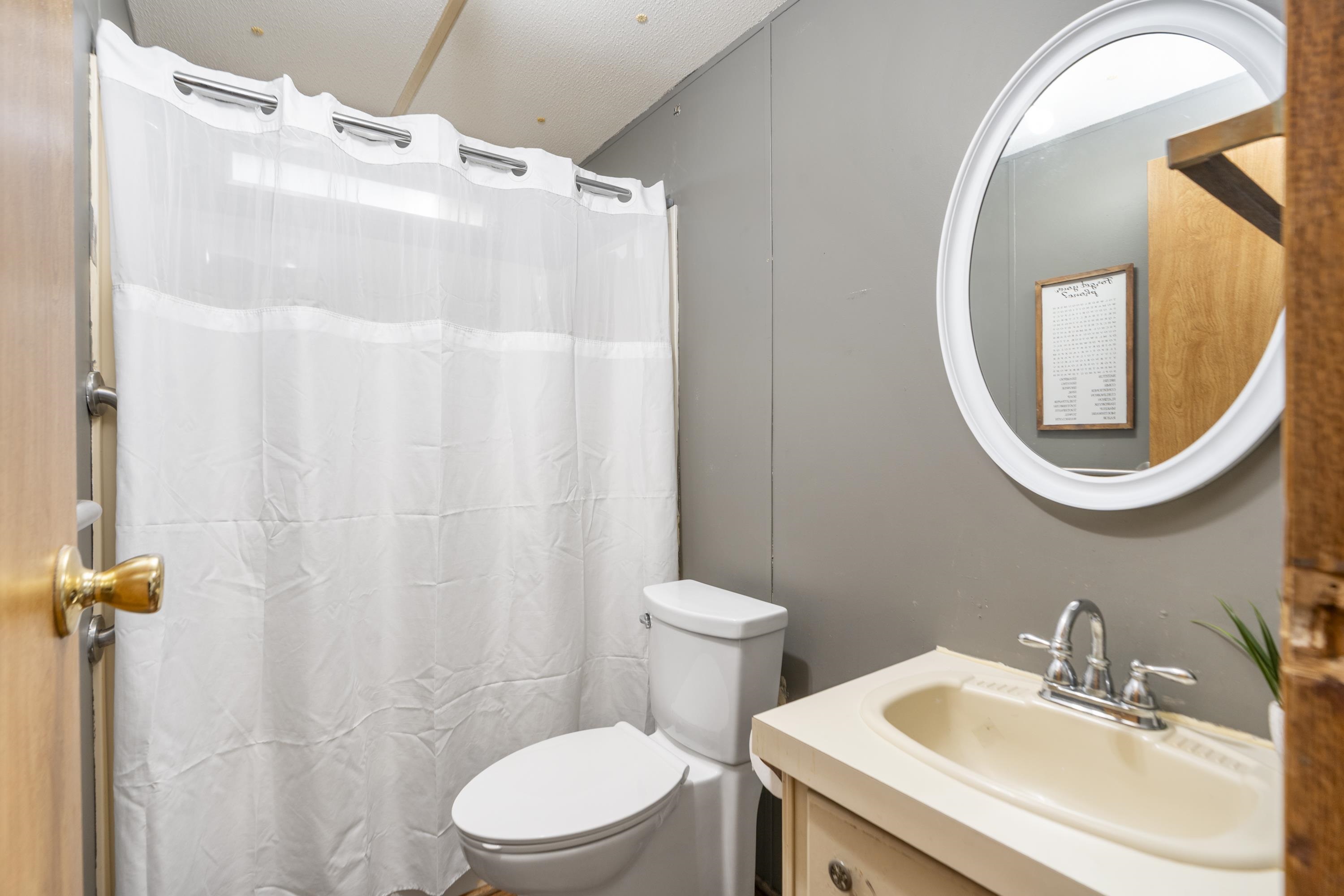 101 THOROFARE RD, WAYNESBORO, Virginia 22980, 3 Bedrooms Bedrooms, ,2 BathroomsBathrooms,Residential,101 THOROFARE RD,676122 MLS # 676122