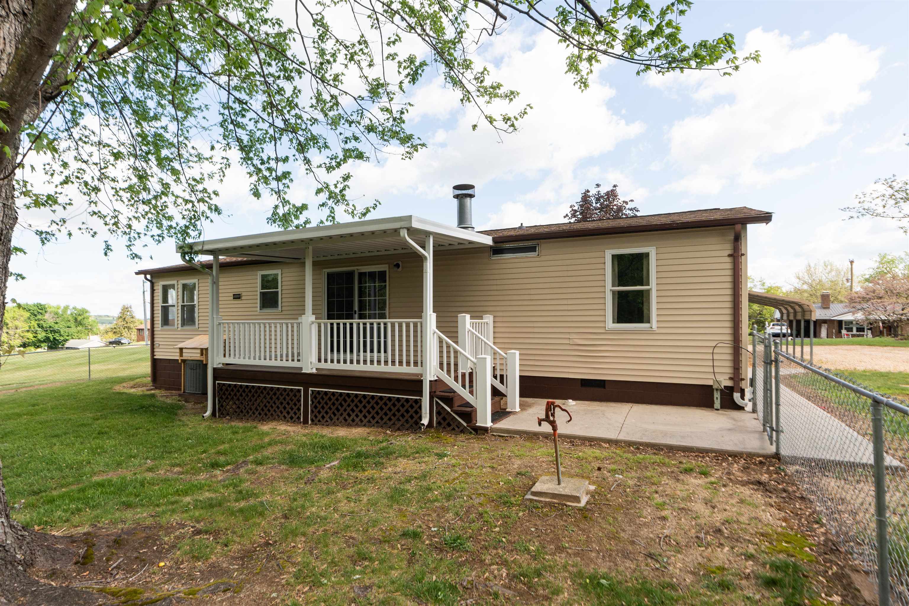 101 THOROFARE RD, WAYNESBORO, Virginia 22980, 3 Bedrooms Bedrooms, ,2 BathroomsBathrooms,Residential,101 THOROFARE RD,676122 MLS # 676122