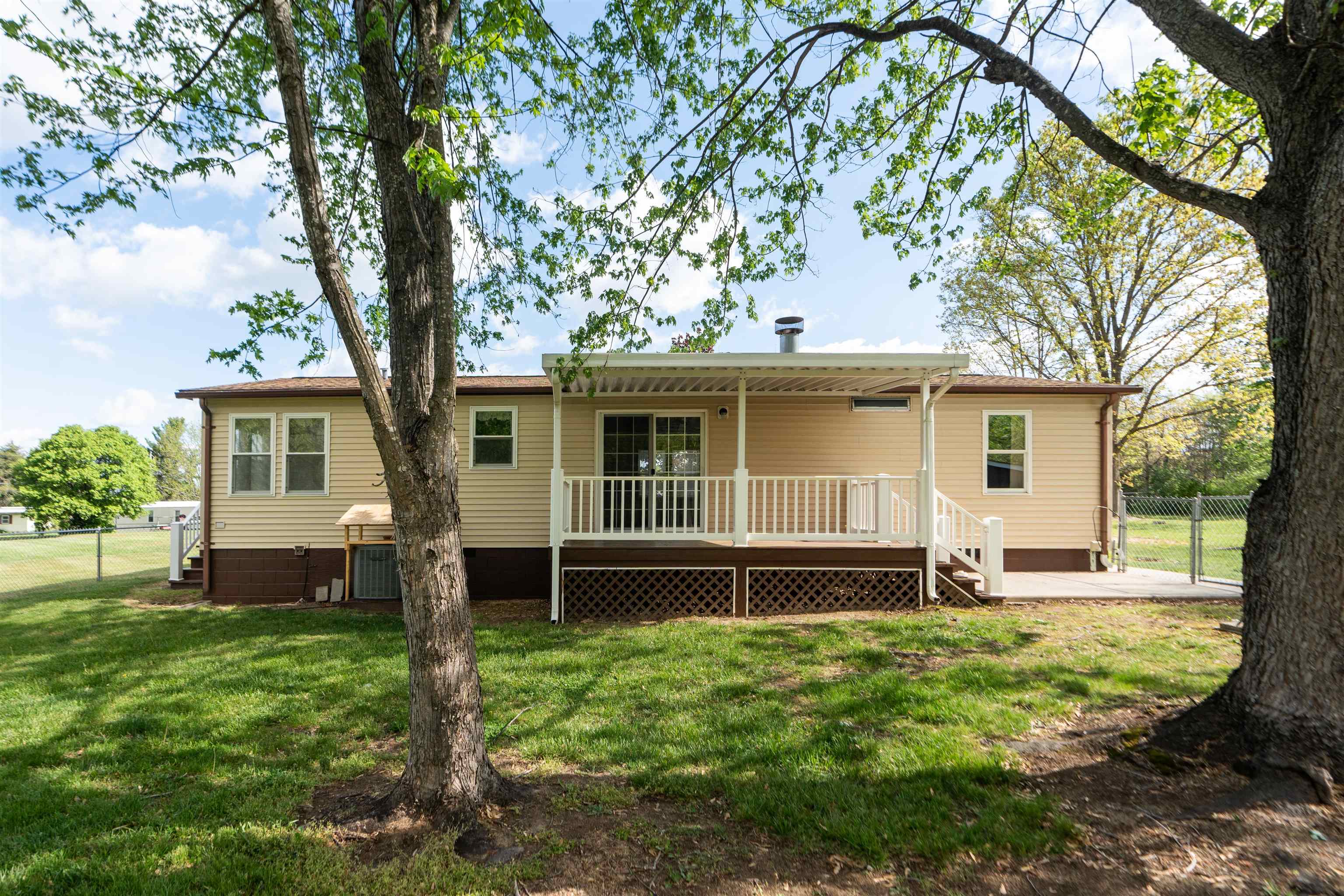 101 THOROFARE RD, WAYNESBORO, Virginia 22980, 3 Bedrooms Bedrooms, ,2 BathroomsBathrooms,Residential,101 THOROFARE RD,676122 MLS # 676122