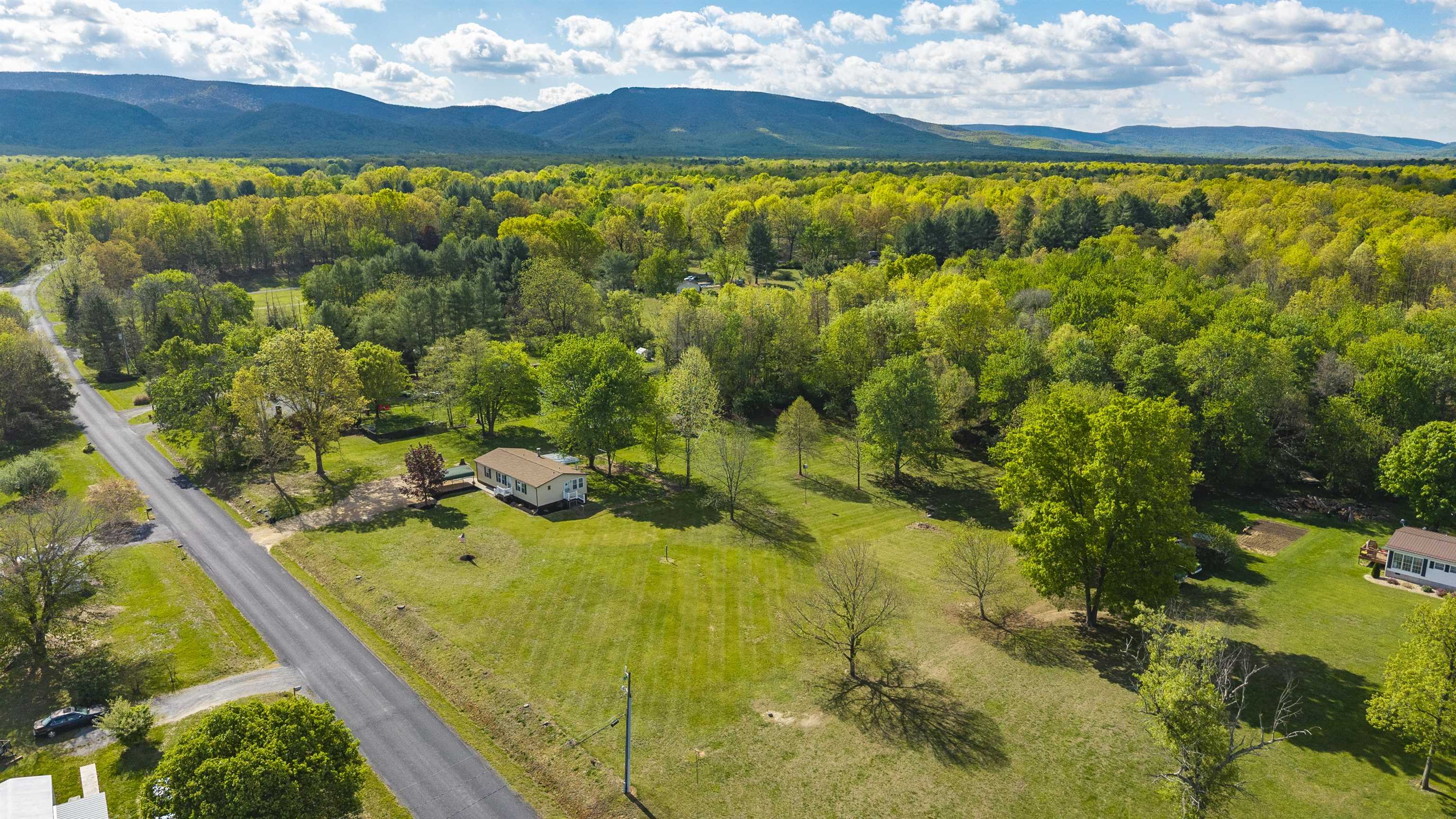 101 THOROFARE RD, WAYNESBORO, Virginia 22980, 3 Bedrooms Bedrooms, ,2 BathroomsBathrooms,Residential,101 THOROFARE RD,676122 MLS # 676122