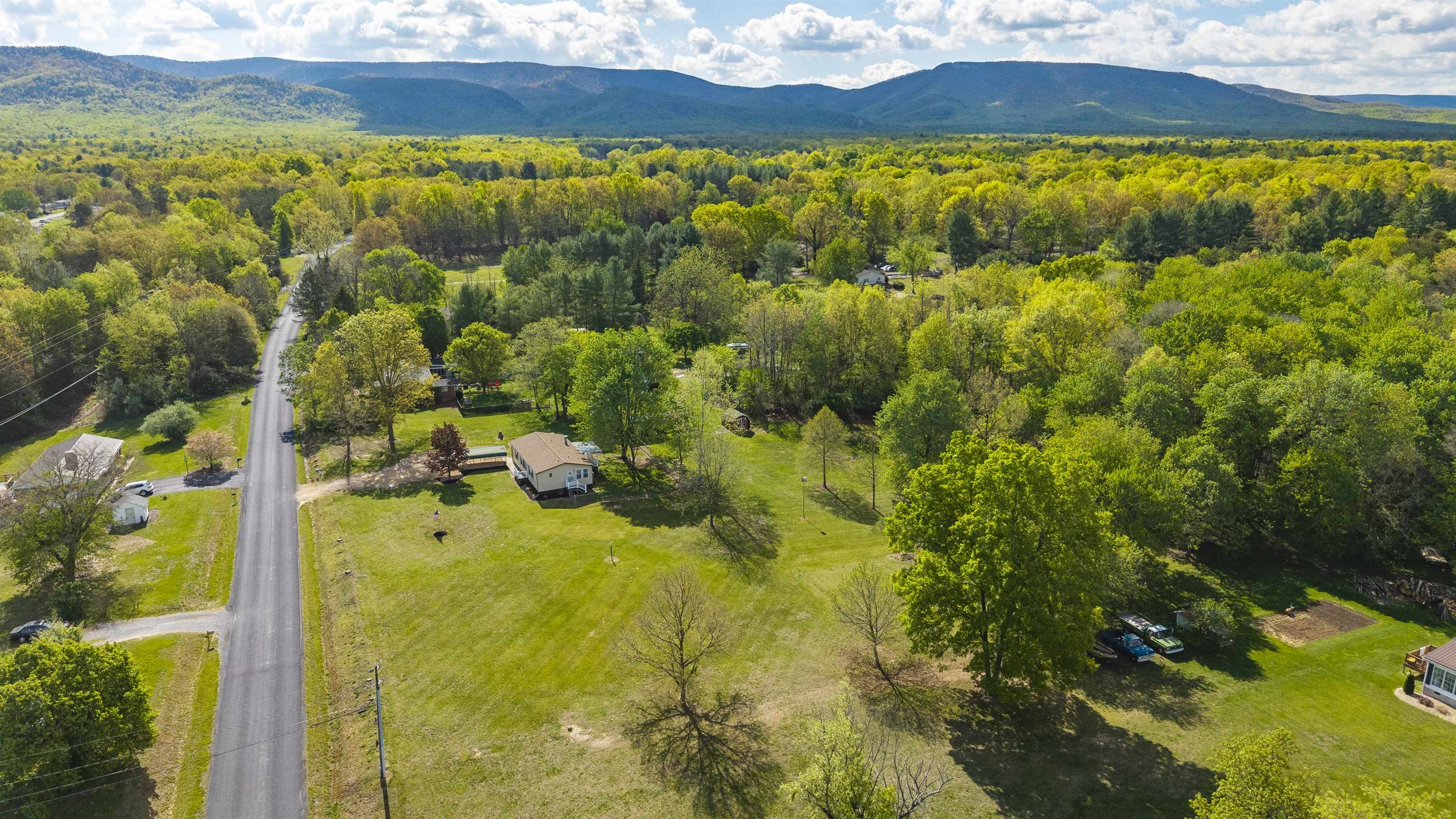 101 THOROFARE RD, WAYNESBORO, Virginia 22980, 3 Bedrooms Bedrooms, ,2 BathroomsBathrooms,Residential,101 THOROFARE RD,676122 MLS # 676122