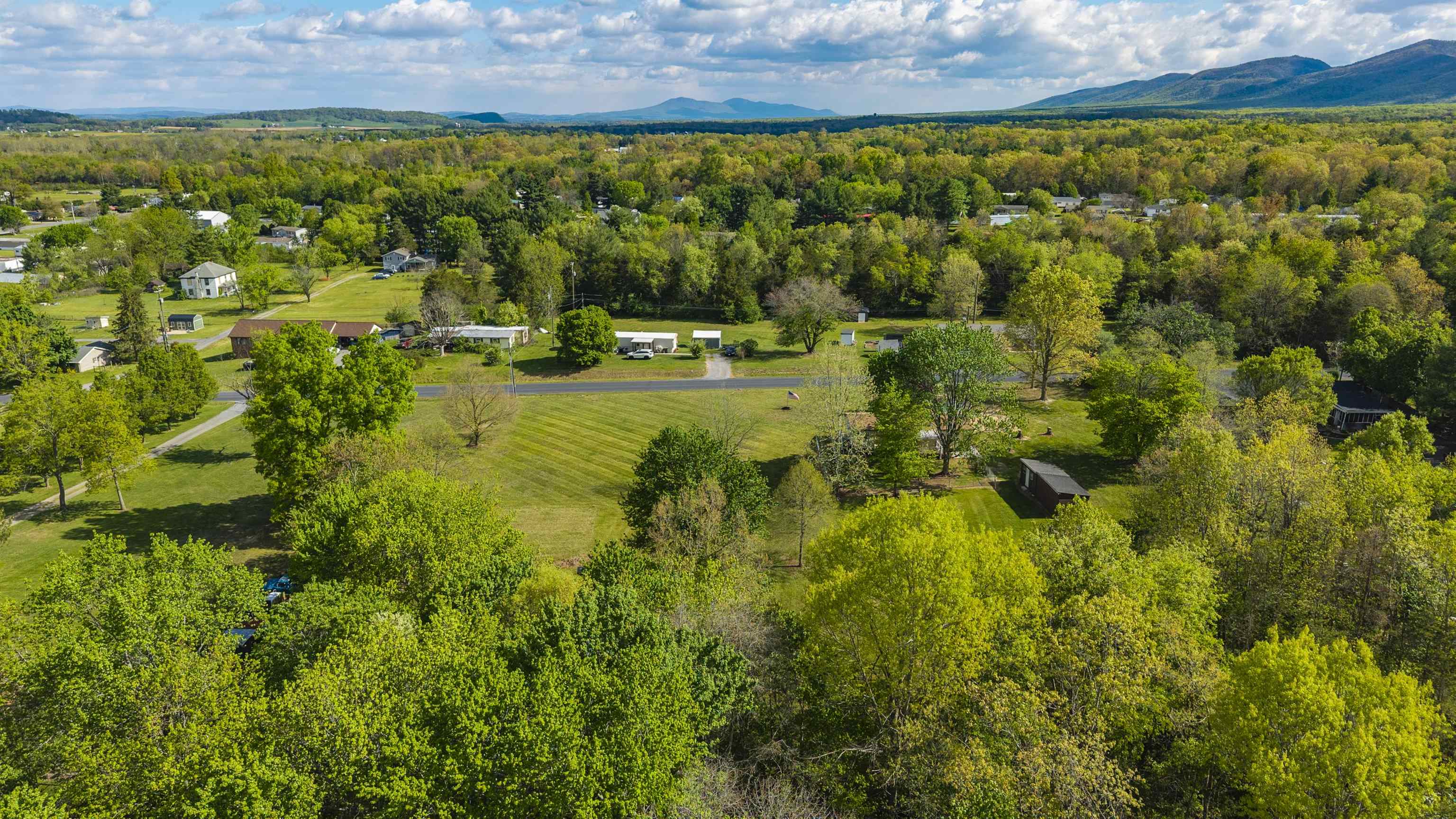 101 THOROFARE RD, WAYNESBORO, Virginia 22980, 3 Bedrooms Bedrooms, ,2 BathroomsBathrooms,Residential,101 THOROFARE RD,676122 MLS # 676122