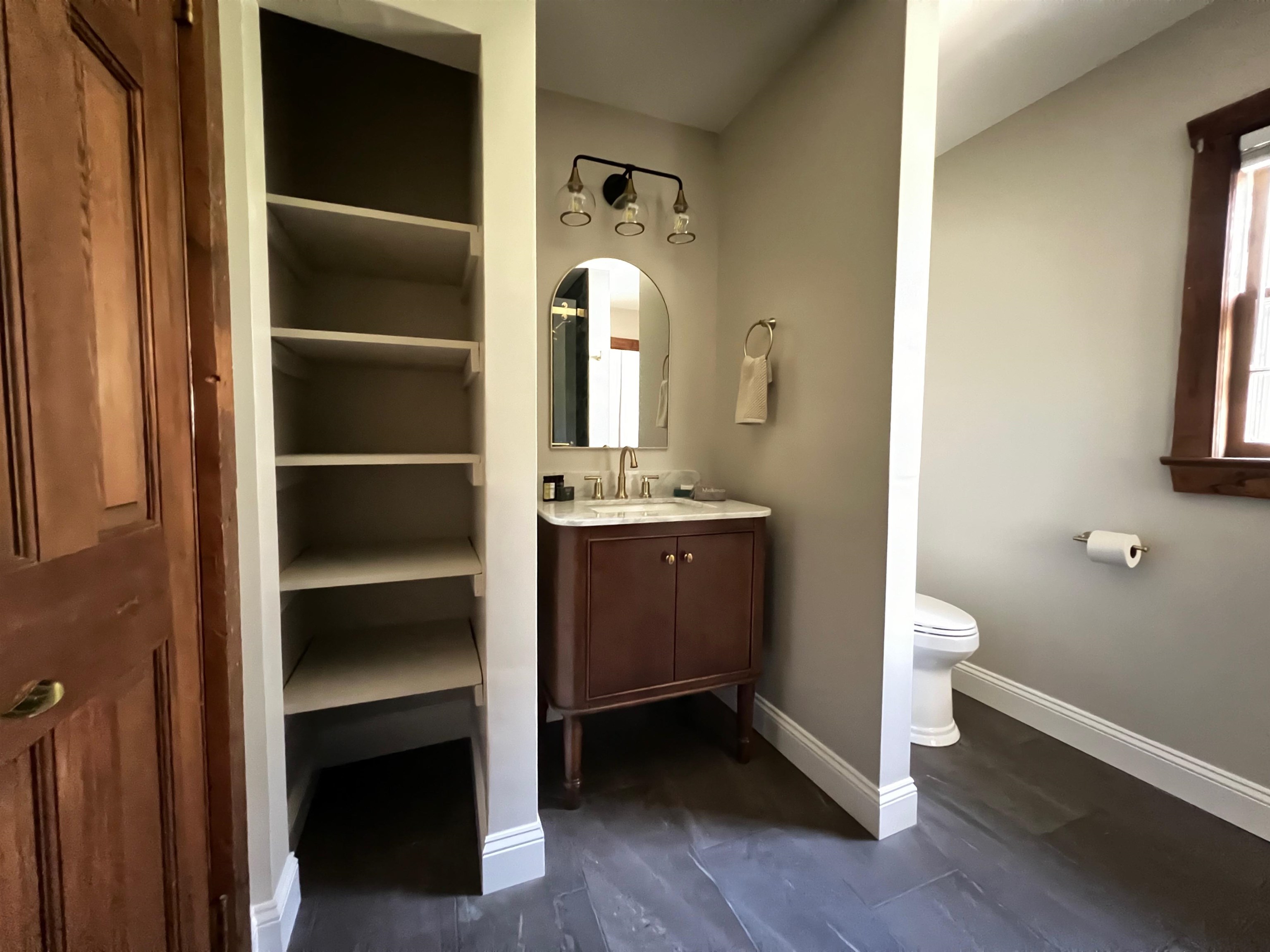 352 TYE RIVER TPKE, VESUVIUS, Virginia 24483, ,Commercial,352 TYE RIVER TPKE,676134 MLS # 676134