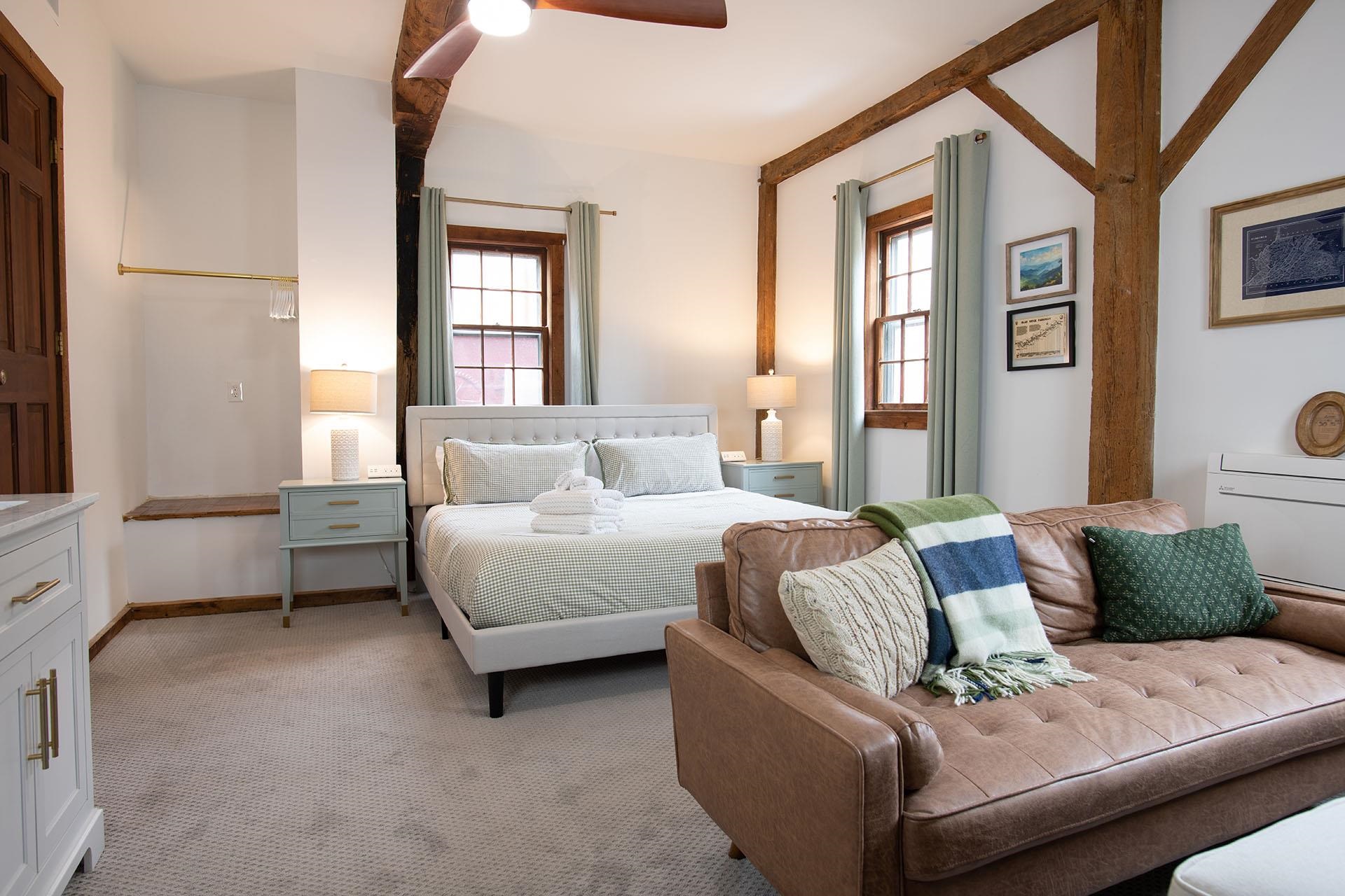 352 TYE RIVER TPKE, VESUVIUS, Virginia 24483, ,Commercial,352 TYE RIVER TPKE,676134 MLS # 676134