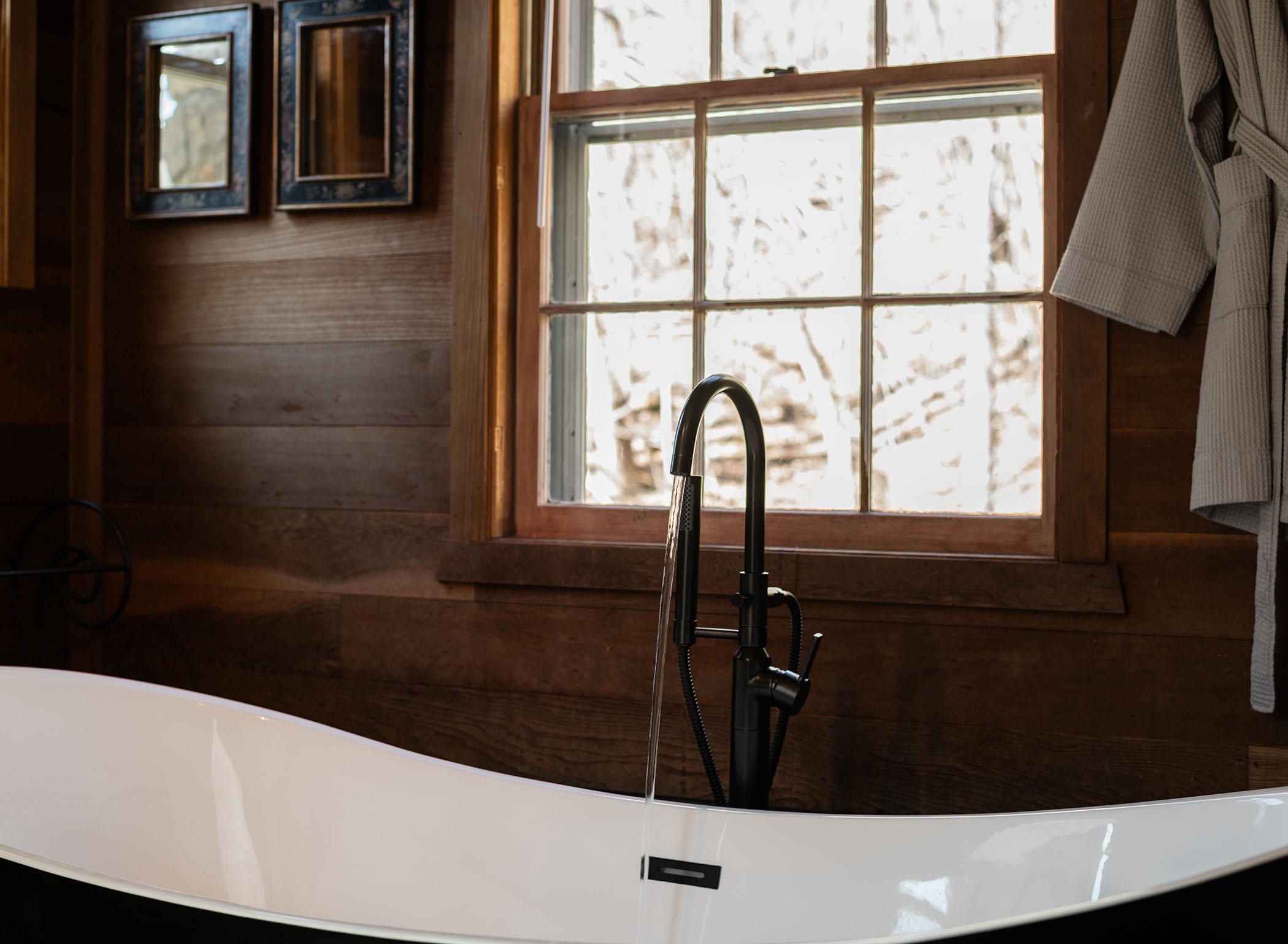 352 TYE RIVER TPKE, VESUVIUS, Virginia 24483, ,Commercial,352 TYE RIVER TPKE,676134 MLS # 676134