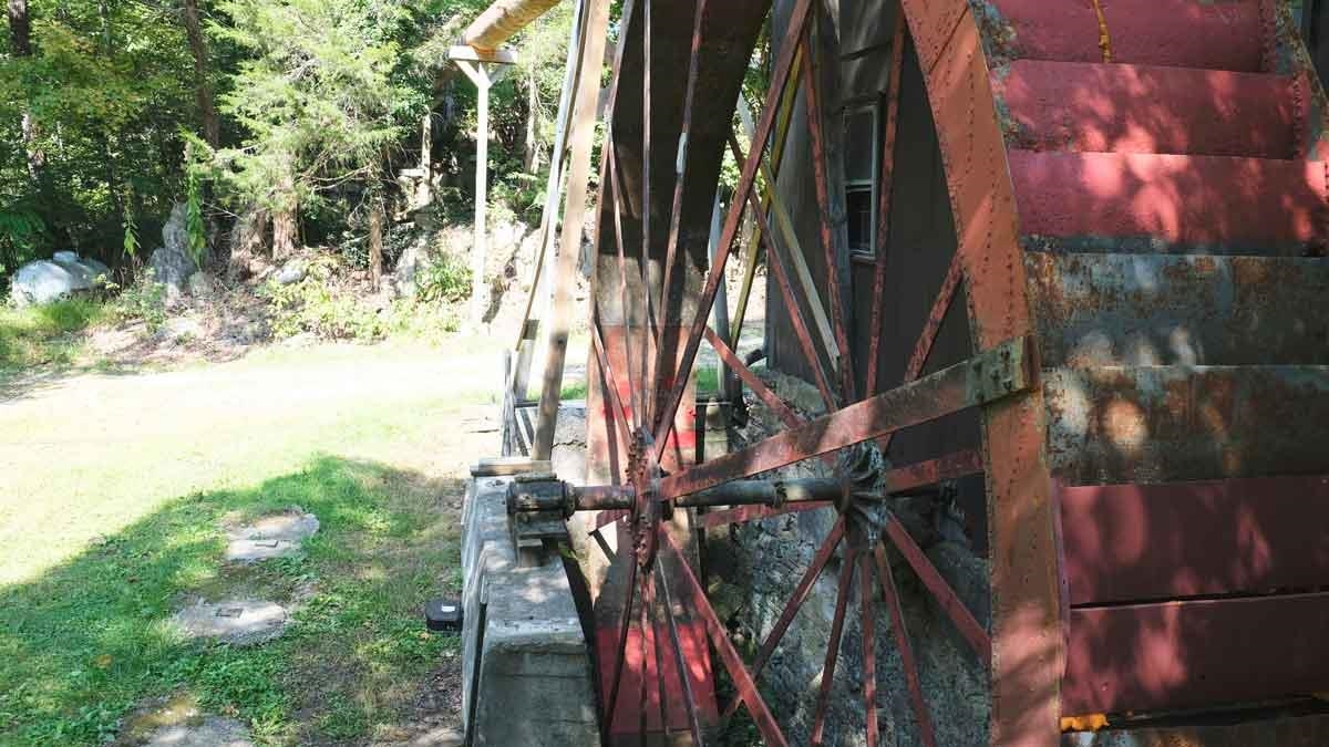 352 TYE RIVER TPKE, VESUVIUS, Virginia 24483, ,Commercial,352 TYE RIVER TPKE,676134 MLS # 676134