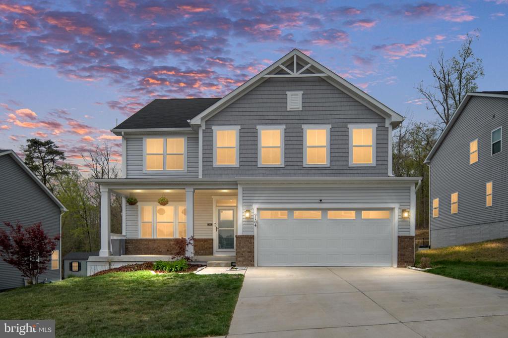 9104 MAPLE RUN DR, FREDERICKSBURG, Virginia 22407, 5 Bedrooms Bedrooms, ,4 BathroomsBathrooms,Residential,9104 MAPLE RUN DR,VASP2040660 MLS # VASP2040660