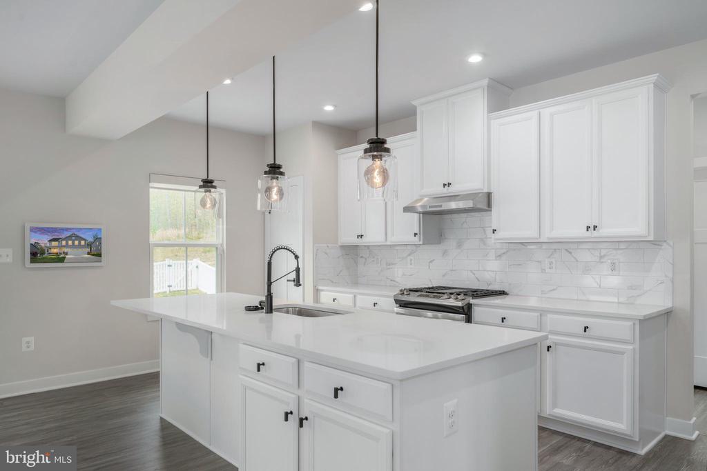 9104 MAPLE RUN DR, FREDERICKSBURG, Virginia 22407, 5 Bedrooms Bedrooms, ,4 BathroomsBathrooms,Residential,9104 MAPLE RUN DR,VASP2040660 MLS # VASP2040660