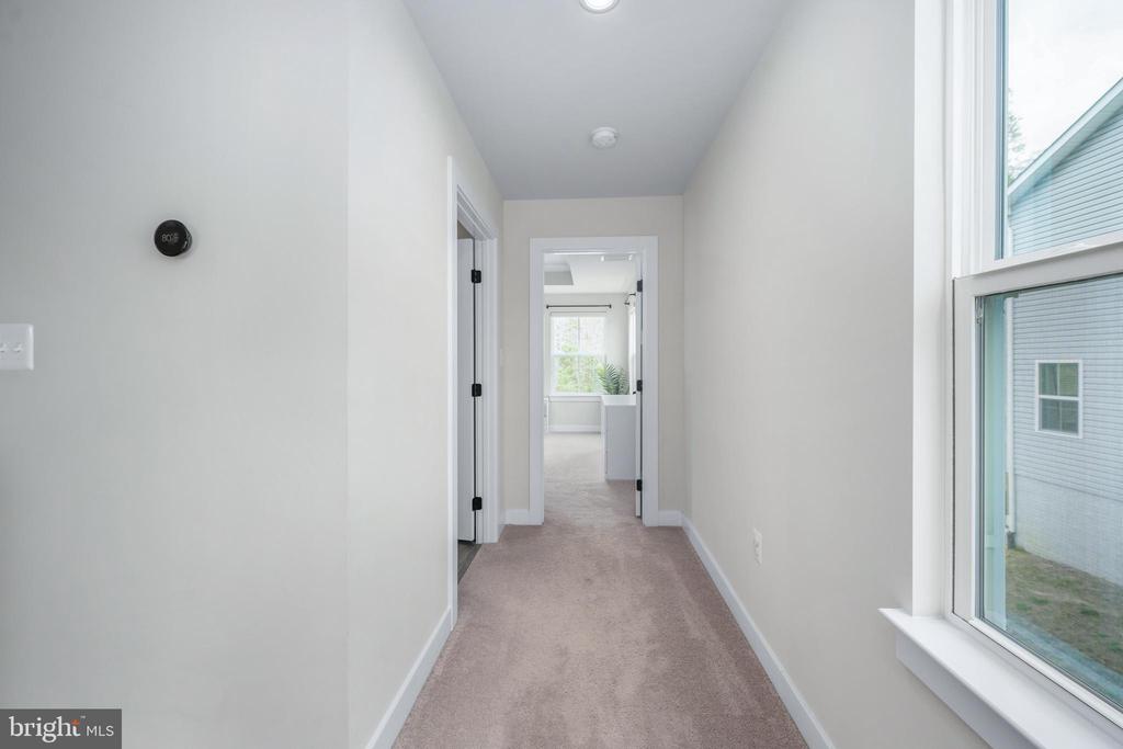 9104 MAPLE RUN DR, FREDERICKSBURG, Virginia 22407, 5 Bedrooms Bedrooms, ,4 BathroomsBathrooms,Residential,9104 MAPLE RUN DR,VASP2040660 MLS # VASP2040660