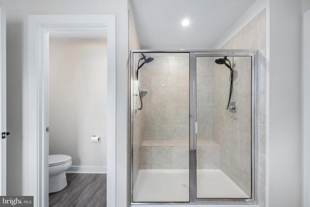 9104 MAPLE RUN DR, FREDERICKSBURG, Virginia 22407, 5 Bedrooms Bedrooms, ,4 BathroomsBathrooms,Residential,9104 MAPLE RUN DR,VASP2040660 MLS # VASP2040660