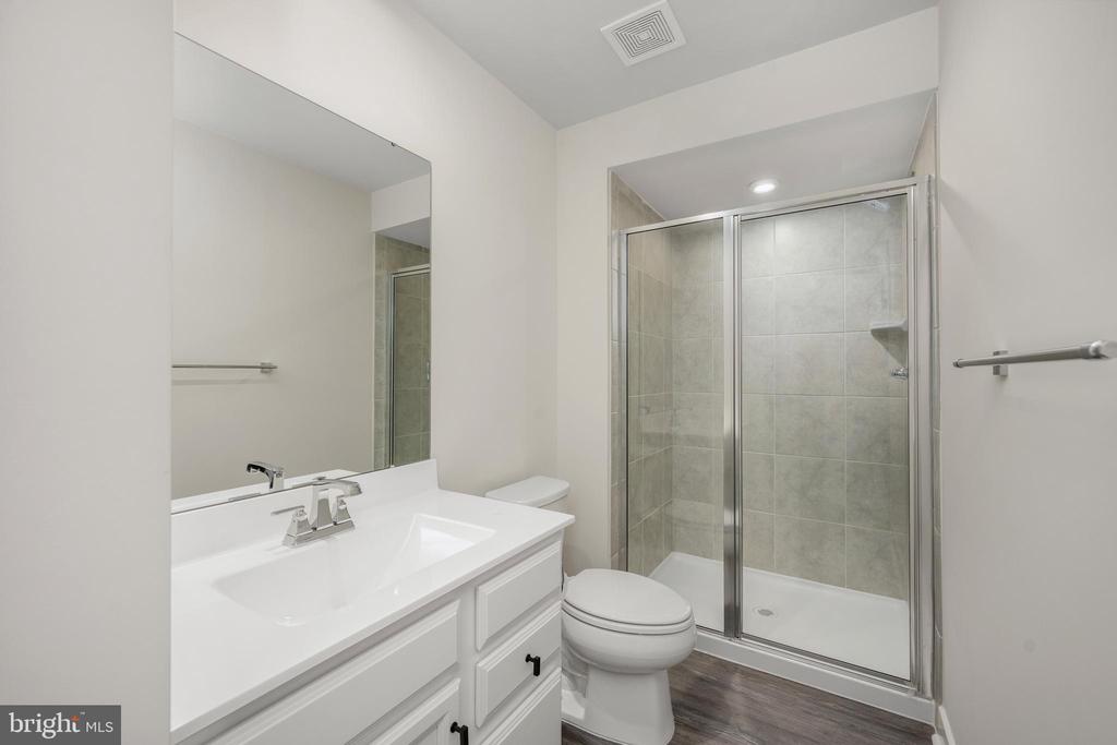 9104 MAPLE RUN DR, FREDERICKSBURG, Virginia 22407, 5 Bedrooms Bedrooms, ,4 BathroomsBathrooms,Residential,9104 MAPLE RUN DR,VASP2040660 MLS # VASP2040660