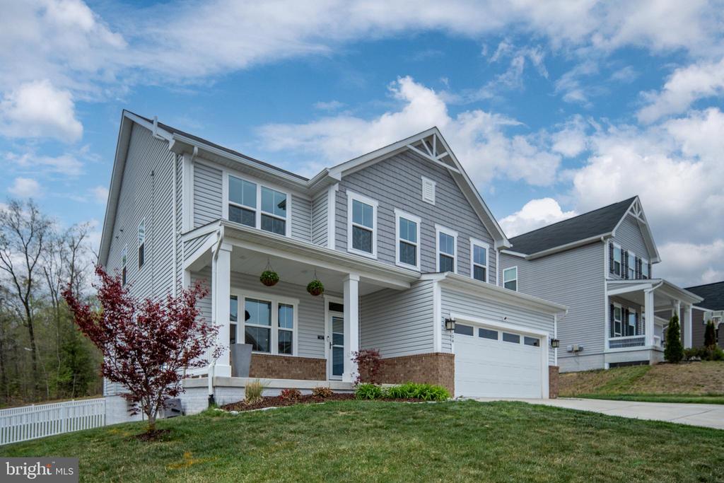 9104 MAPLE RUN DR, FREDERICKSBURG, Virginia 22407, 5 Bedrooms Bedrooms, ,4 BathroomsBathrooms,Residential,9104 MAPLE RUN DR,VASP2040660 MLS # VASP2040660